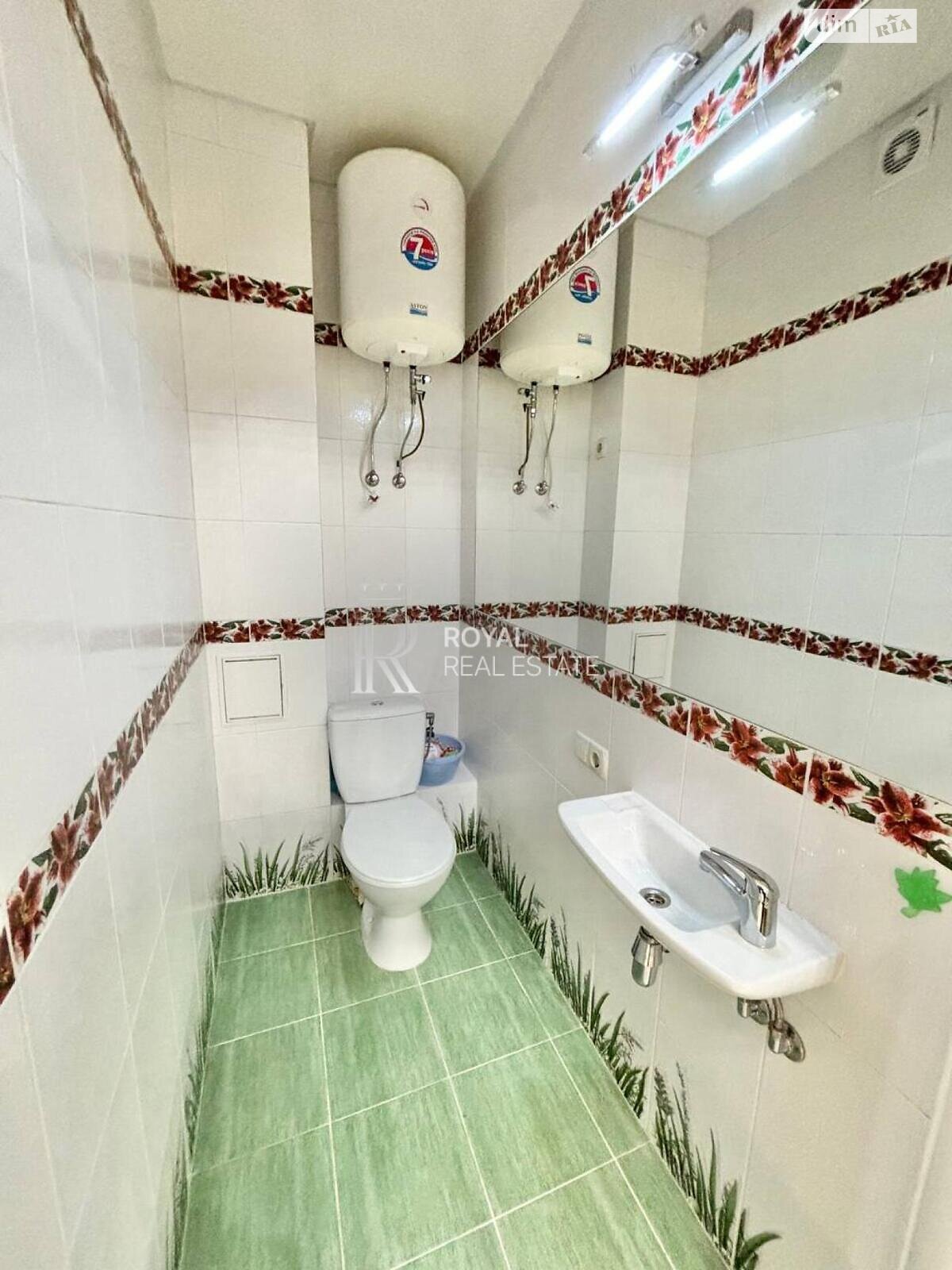 Продажа двухкомнатной квартиры в Киеве, на ул. Нежинская 5, район Соломенский фото 1 Продажа двухкомнатной квартиры в Киеве, на ул. Нежинская 5, район Соломенский фото 1
