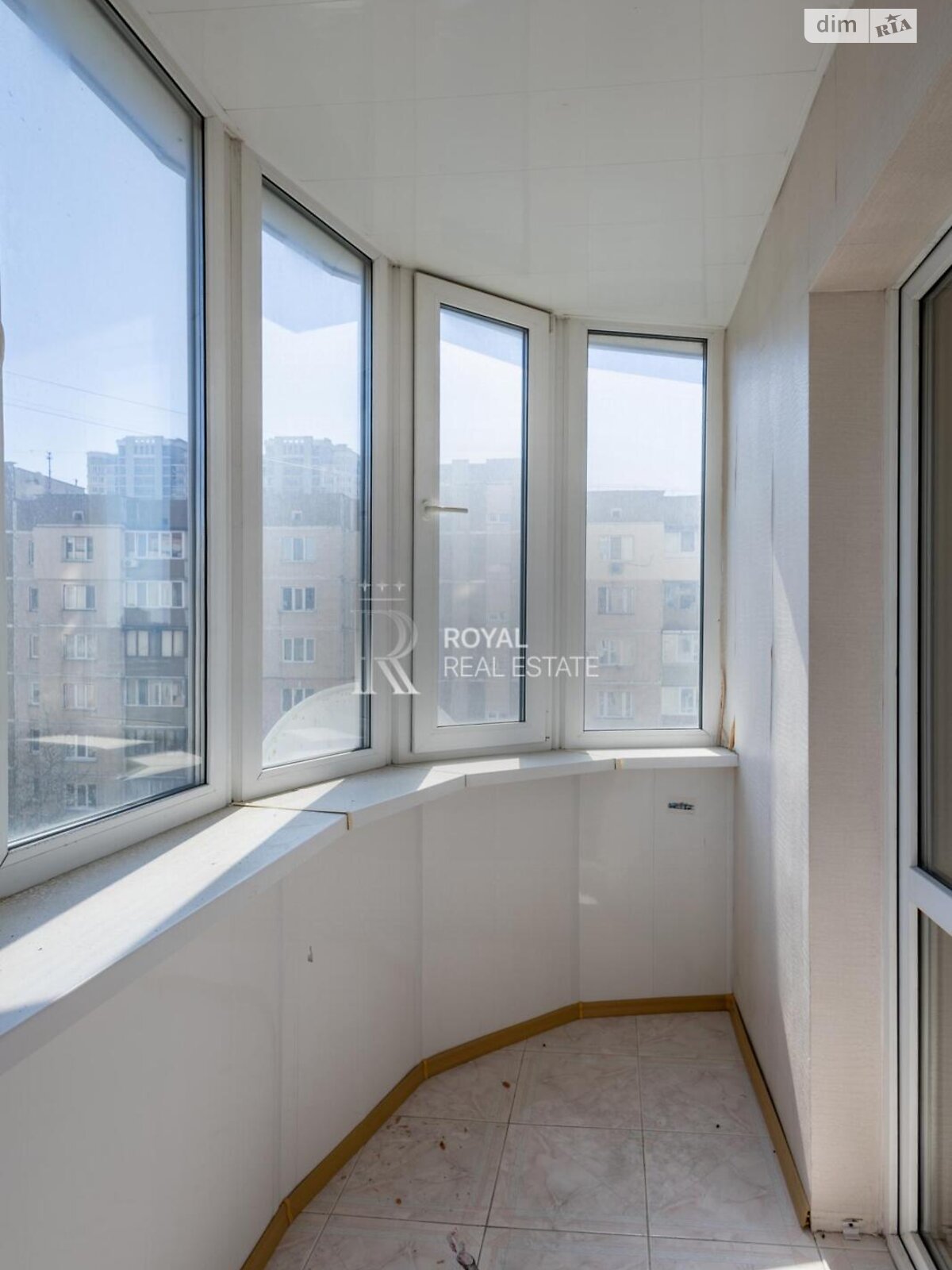 Продажа двухкомнатной квартиры в Киеве, на ул. Нежинская 5, район Соломенский фото 1 Продажа двухкомнатной квартиры в Киеве, на ул. Нежинская 5, район Соломенский фото 1