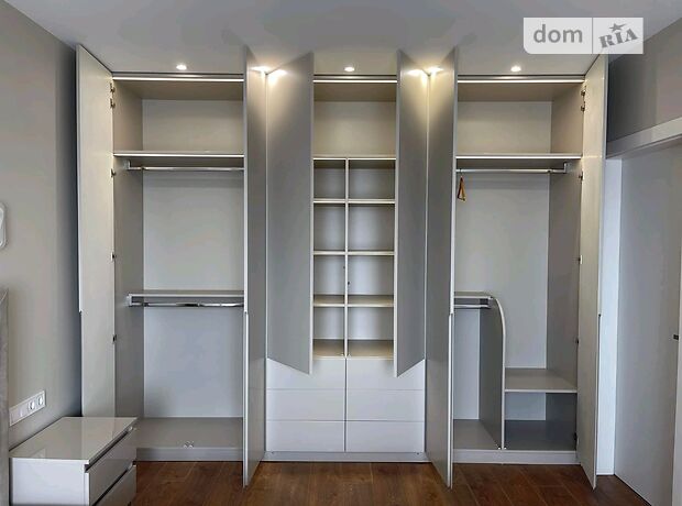 Продажа двухкомнатной квартиры в Киеве, на ул. Нижнеключевая 14, район Соломенский фото 1 Продажа двухкомнатной квартиры в Киеве, на ул. Нижнеключевая 14, район Соломенский фото 1