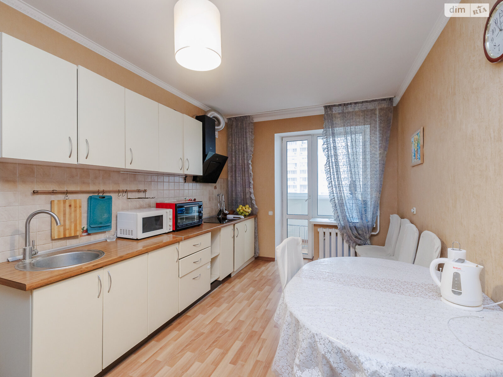 Продаж трикімнатної квартири в Києві, на вул. Миколи Голего 5, район Солом'янський фото 1 Продаж трикімнатної квартири в Києві, на вул. Миколи Голего 5, район Солом'янський фото 1