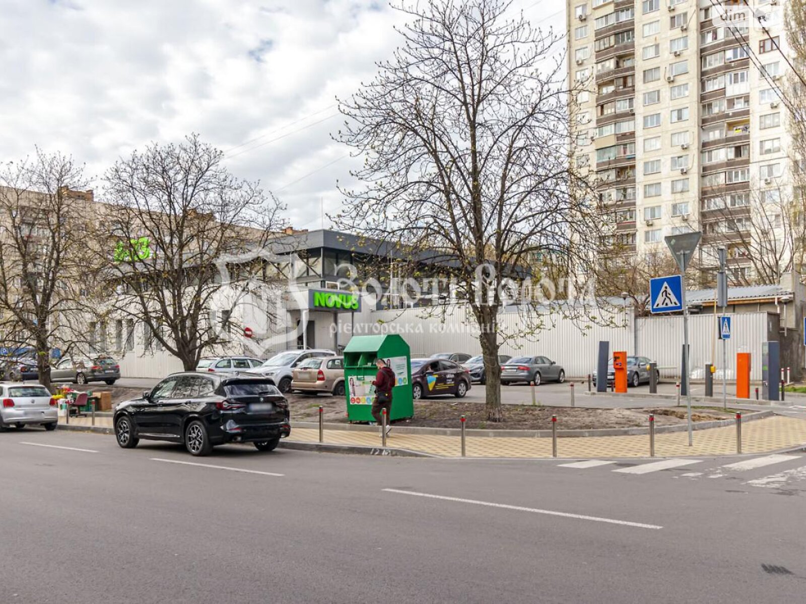 Продаж трикімнатної квартири в Києві, на вул. Патріарха Мстислава Скрипника 15, район Солом'янський фото 1 Продаж трикімнатної квартири в Києві, на вул. Патріарха Мстислава Скрипника 15, район Солом'янський фото 1