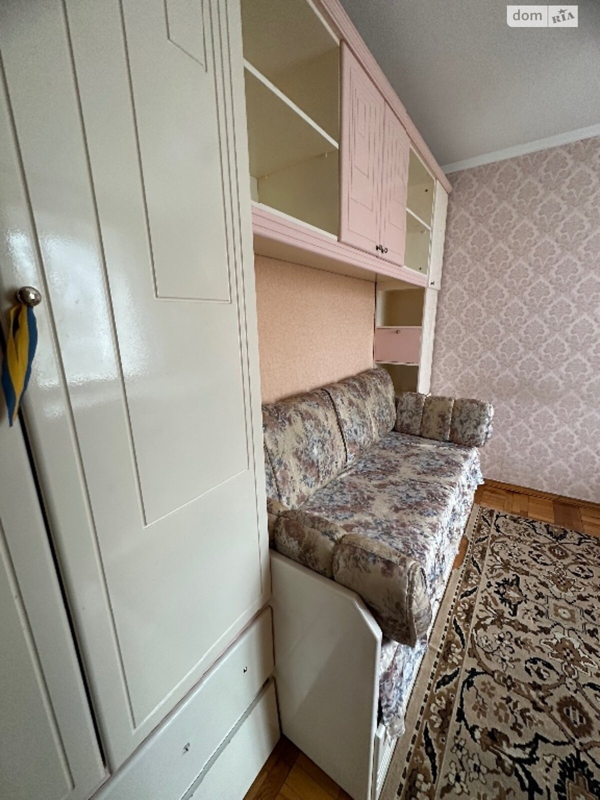 Продаж трикімнатної квартири в Києві, на вул. Новопольова 97, район Солом'янський фото 1