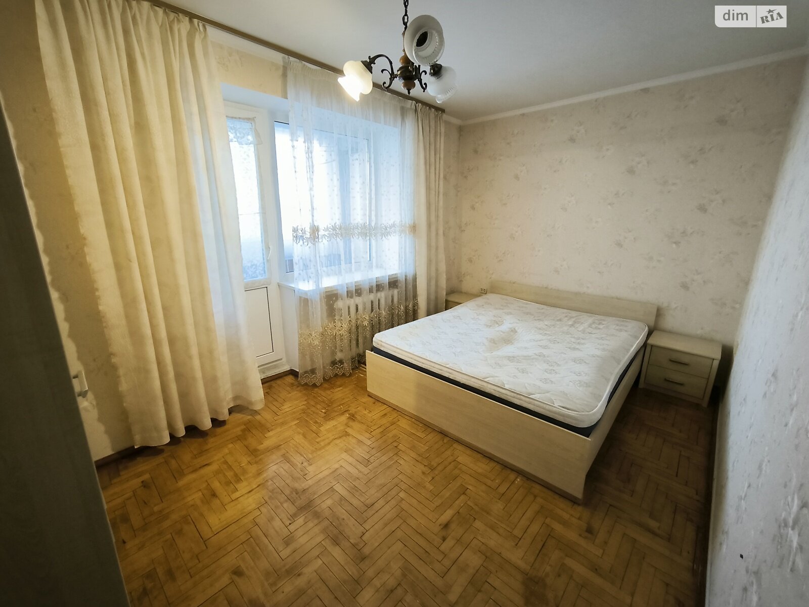 Продажа трехкомнатной квартиры в Киеве, на ул. Петра Радченко 12, район Соломенский фото 1 Продажа трехкомнатной квартиры в Киеве, на ул. Петра Радченко 12, район Соломенский фото 1