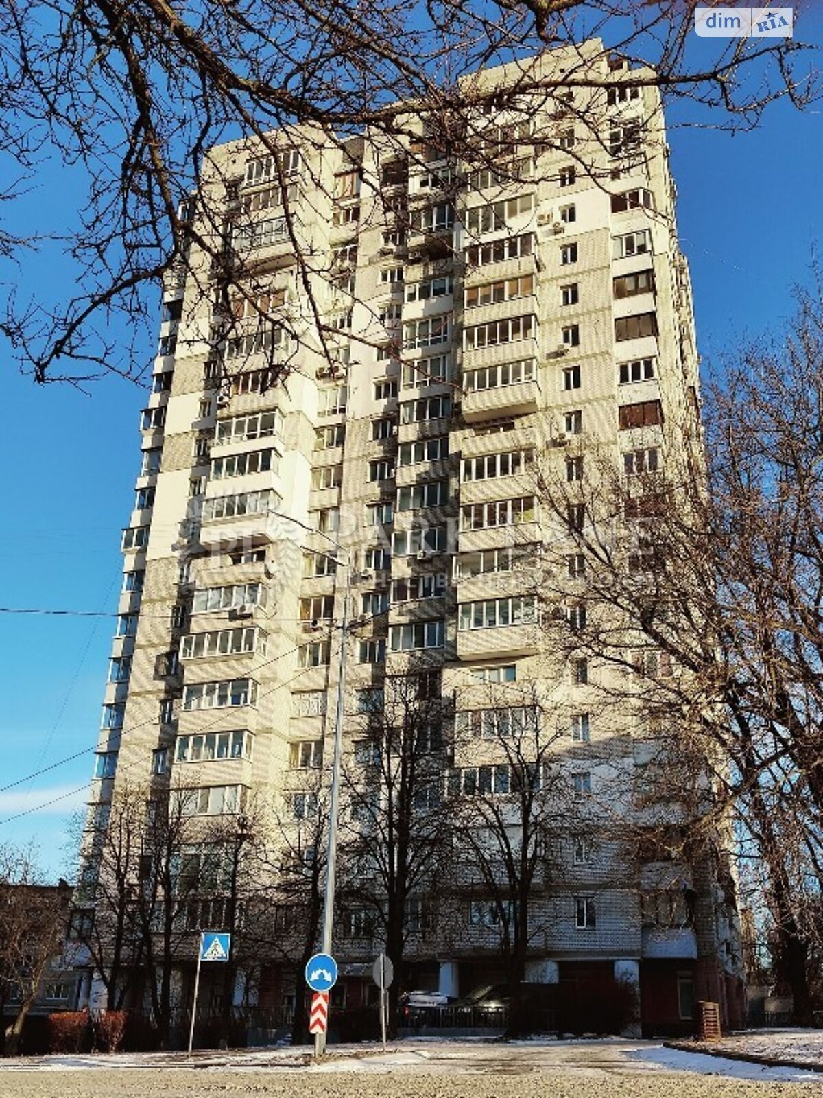 Продажа трехкомнатной квартиры в Киеве, на ул. Романа Ратушного 9А, район Соломенский фото 1