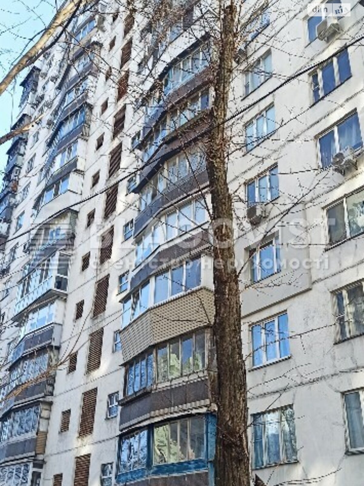 Продажа трехкомнатной квартиры в Киеве, на ул. Стадионная 14, кв. 48, район Соломенский фото 1