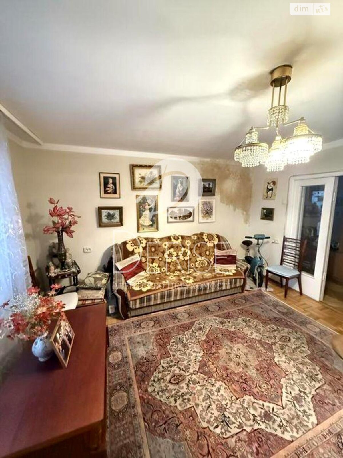 Продажа трехкомнатной квартиры в Киеве, на ул. Стадионная 13, район Соломенский фото 1