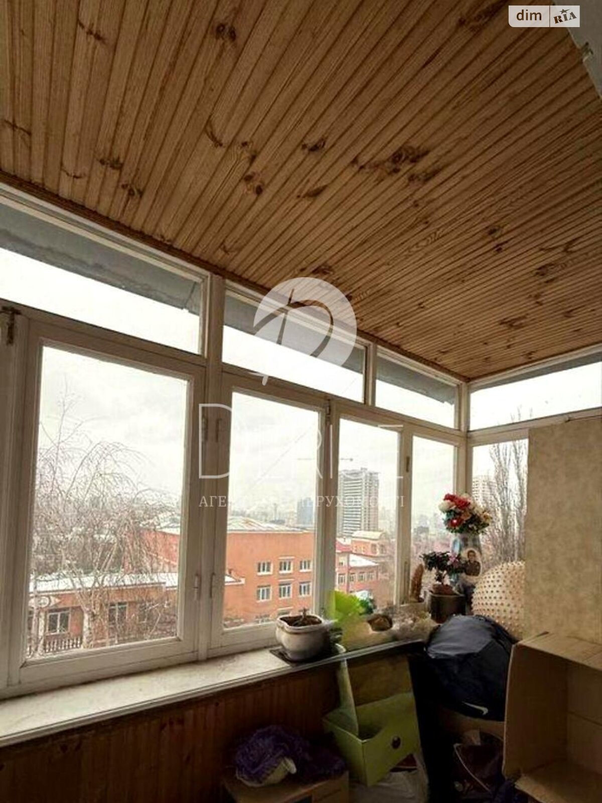 Продажа трехкомнатной квартиры в Киеве, на ул. Стадионная 13, район Соломенский фото 1