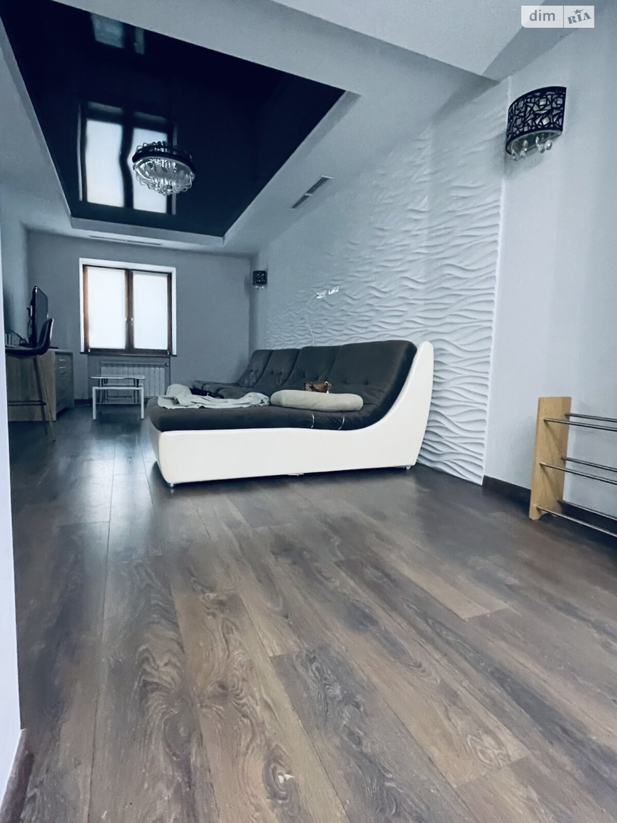 Продажа пятикомнатной квартиры в Киеве, на ул. Тополевая 4-8, район Соломенский фото 1 Продажа пятикомнатной квартиры в Киеве, на ул. Тополевая 4-8, район Соломенский фото 1