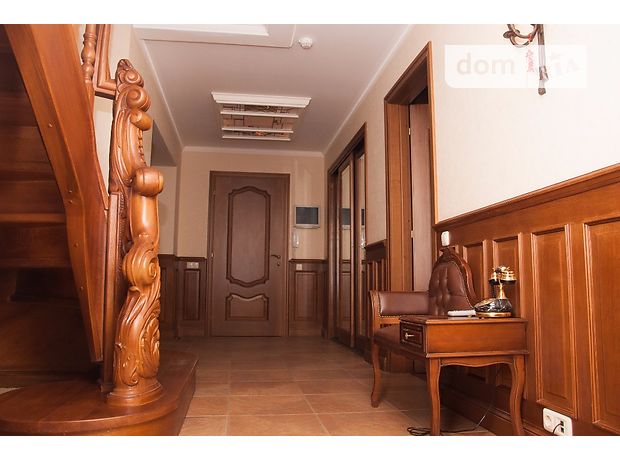 Продажа квартиры, 5 ком., Киев, р‑н. Соломенский, ст.м. Вокзальная, Тополевая улица, дом 4/8 Продажа квартиры, 5 ком., Киев, р‑н. Соломенский, ст.м. Вокзальная, Тополевая улица, дом 4/8