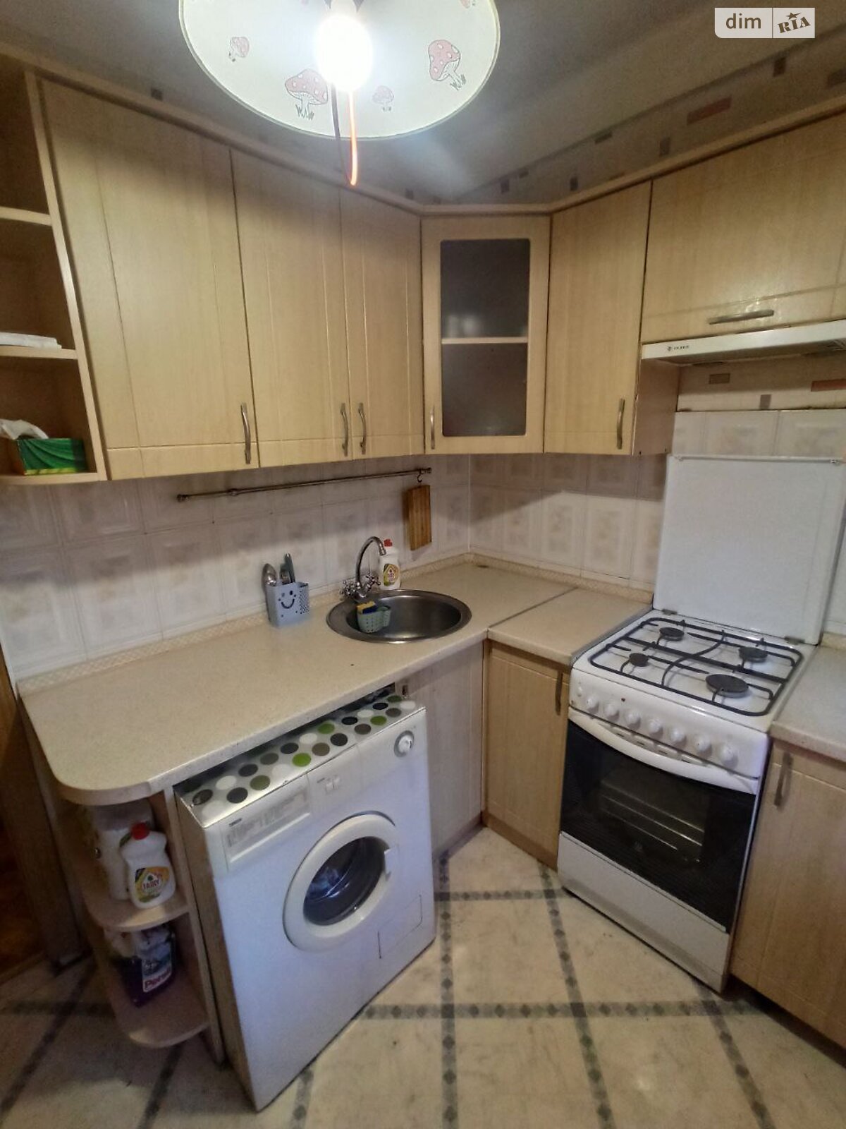 Продаж однокімнатної квартири в Києві, на вул. Ушинського 26, район Солом'янський фото 1 Продаж однокімнатної квартири в Києві, на вул. Ушинського 26, район Солом'янський фото 1