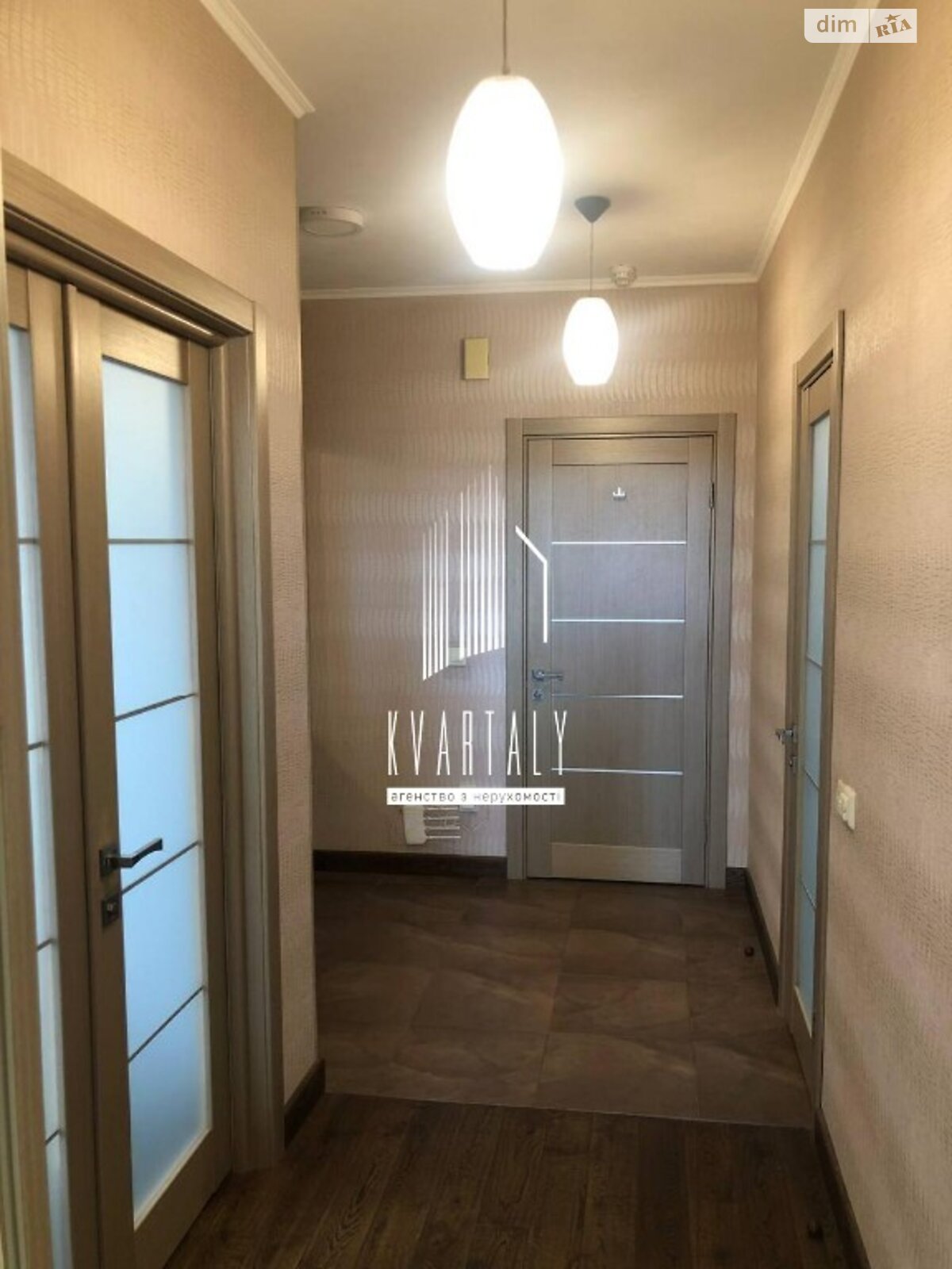 Продаж однокімнатної квартири в Києві, на вул. Ушинського 14Б, район Солом'янський фото 1 Продаж однокімнатної квартири в Києві, на вул. Ушинського 14Б, район Солом'янський фото 1