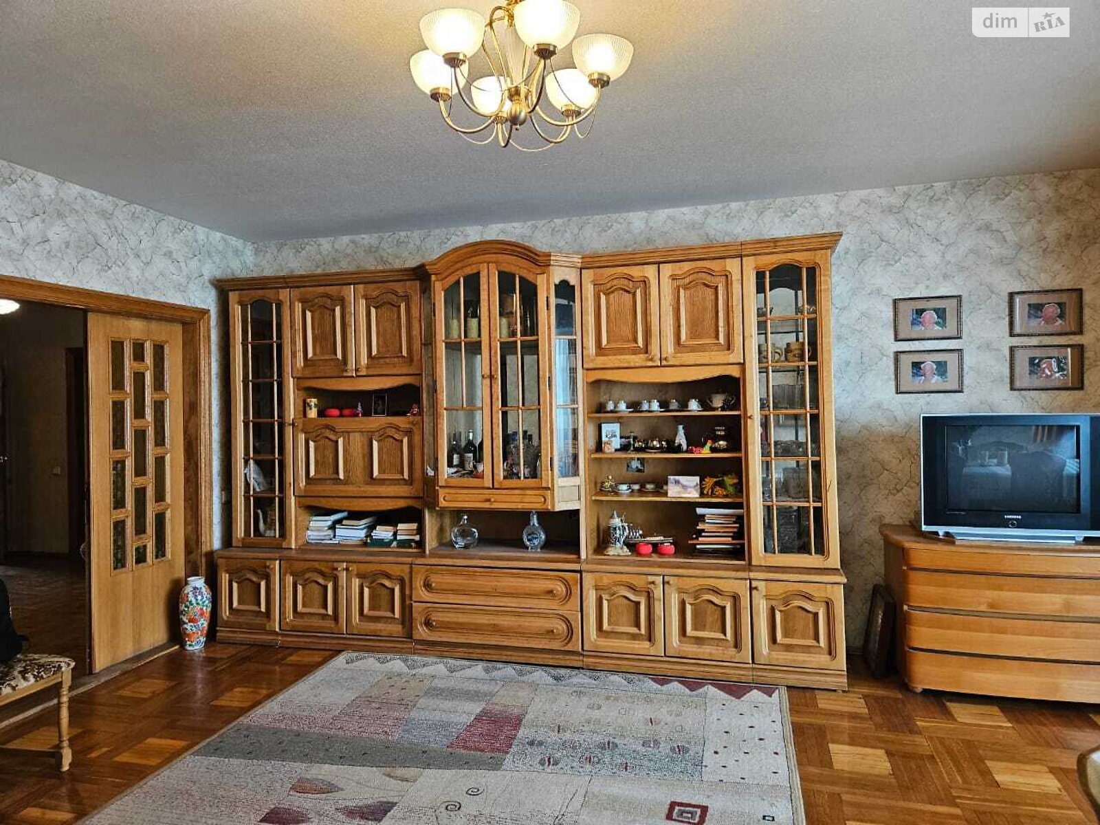 Продаж трикімнатної квартири в Києві, на просп. Валерія Лобановського 11/13, район Солом'янський фото 1 Продаж трикімнатної квартири в Києві, на просп. Валерія Лобановського 11/13, район Солом'янський фото 1