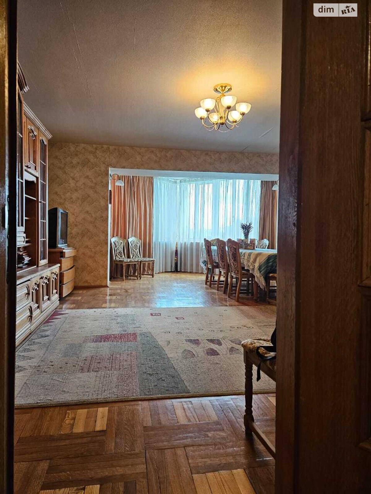 Продаж трикімнатної квартири в Києві, на просп. Валерія Лобановського 11/13, район Солом'янський фото 1 Продаж трикімнатної квартири в Києві, на просп. Валерія Лобановського 11/13, район Солом'янський фото 1