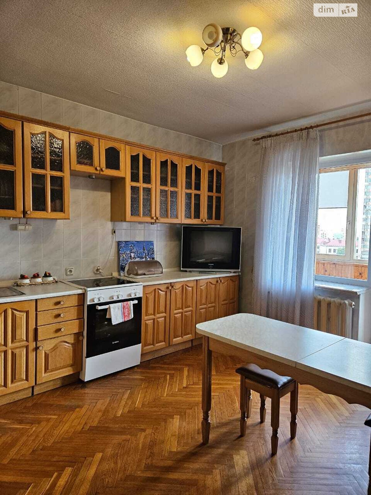 Продаж трикімнатної квартири в Києві, на просп. Валерія Лобановського 11/13, район Солом'янський фото 1 Продаж трикімнатної квартири в Києві, на просп. Валерія Лобановського 11/13, район Солом'янський фото 1