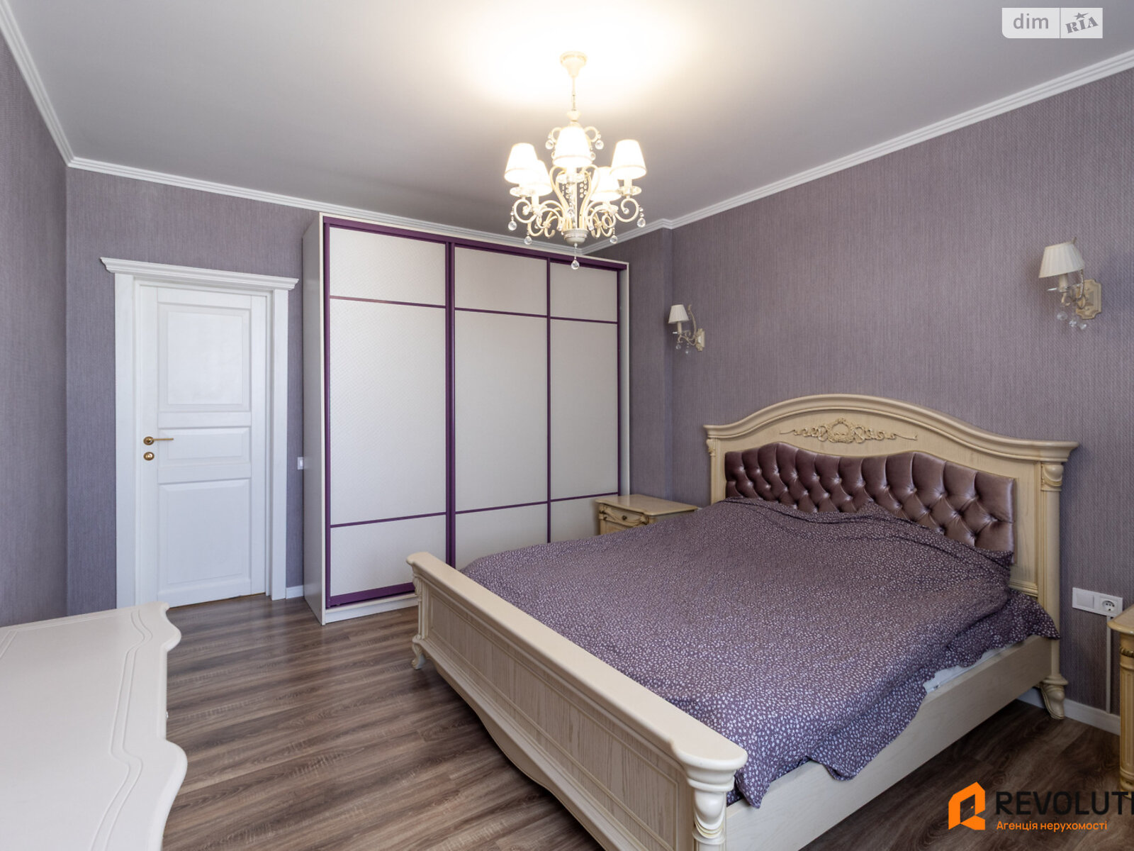 Продаж трикімнатної квартири в Києві, на просп. Валерія Лобановського 6А, район Солом'янський фото 1 Продаж трикімнатної квартири в Києві, на просп. Валерія Лобановського 6А, район Солом'янський фото 1