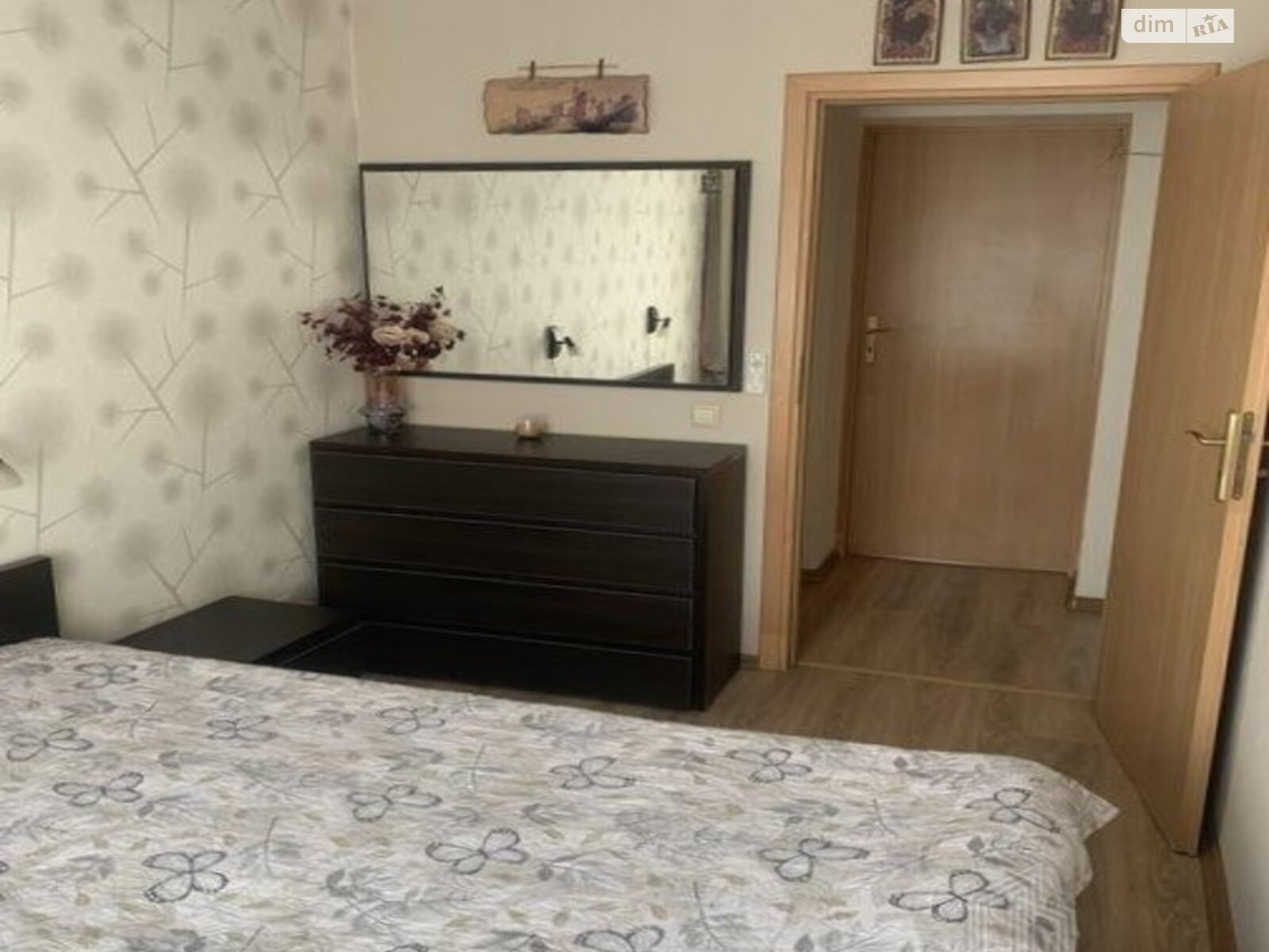 Продажа трехкомнатной квартиры в Киеве, на ул. Василия Овсеенко 10, район Соломенский фото 1 Продажа трехкомнатной квартиры в Киеве, на ул. Василия Овсеенко 10, район Соломенский фото 1