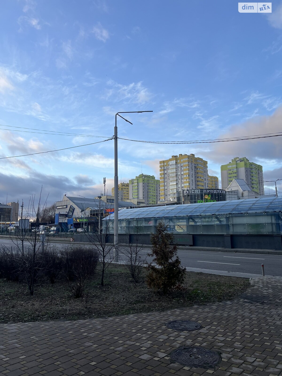 Продаж трикімнатної квартири в Києві, на бул. Вацлава Гавела 57/38, район Солом'янський фото 1 Продаж трикімнатної квартири в Києві, на бул. Вацлава Гавела 57/38, район Солом'янський фото 1