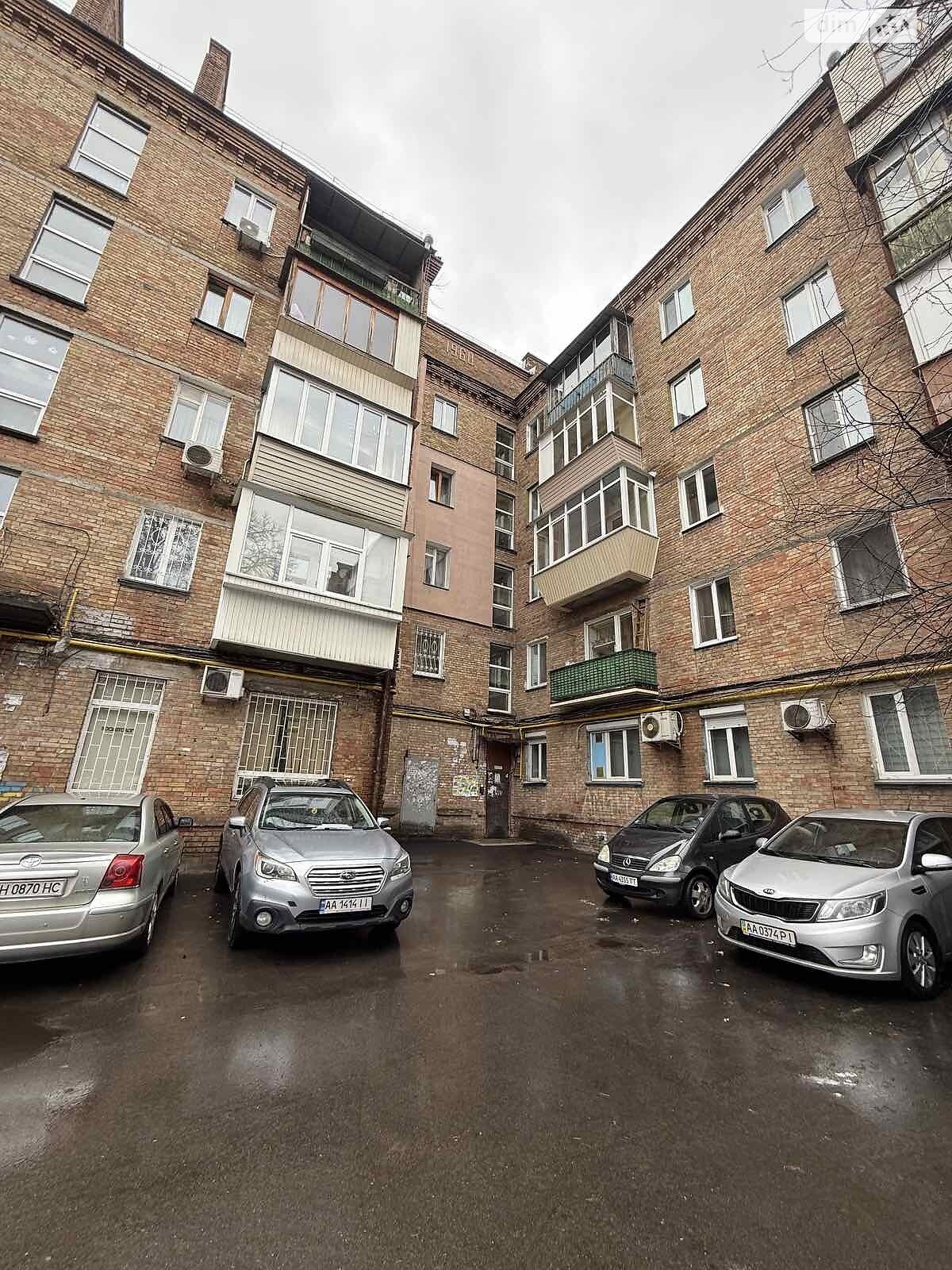 Продаж трикімнатної квартири в Києві, на бул. Вацлава Гавела 57/38, район Солом'янський фото 1 Продаж трикімнатної квартири в Києві, на бул. Вацлава Гавела 57/38, район Солом'янський фото 1