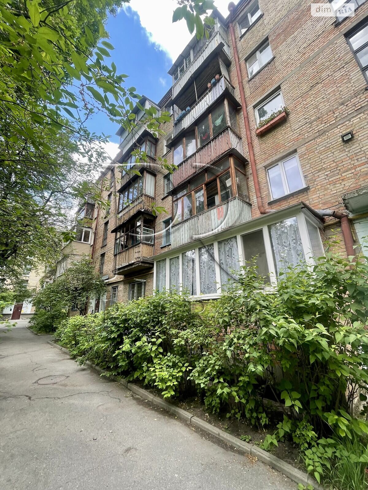 Продаж трикімнатної квартири в Києві, на вул. Віталія Скакуна 1, район Солом'янський фото 1 Продаж трикімнатної квартири в Києві, на вул. Віталія Скакуна 1, район Солом'янський фото 1