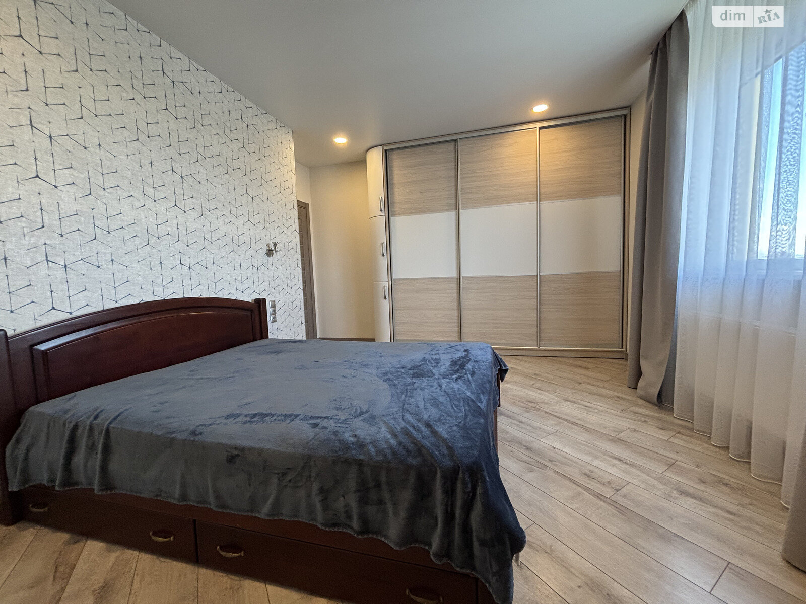 Продажа трехкомнатной квартиры в Киеве, на ул. Виталия Скакуна 25, район Соломенский фото 1 Продажа трехкомнатной квартиры в Киеве, на ул. Виталия Скакуна 25, район Соломенский фото 1