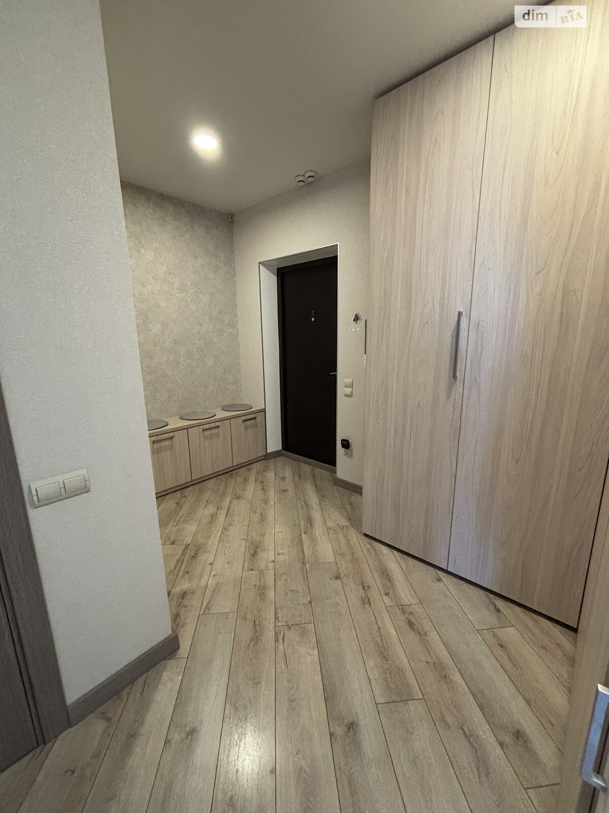 Продажа трехкомнатной квартиры в Киеве, на ул. Виталия Скакуна 25, район Соломенский фото 1 Продажа трехкомнатной квартиры в Киеве, на ул. Виталия Скакуна 25, район Соломенский фото 1