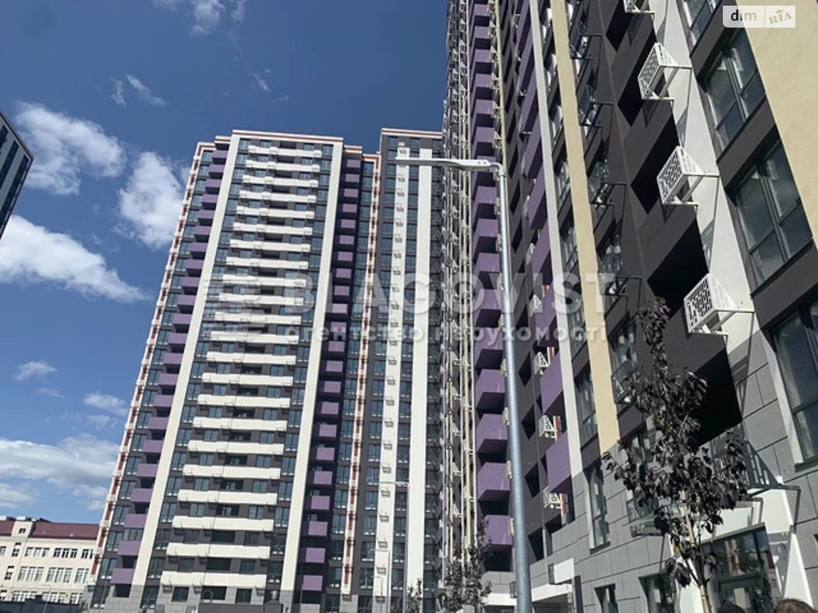 Продаж двокімнатної квартири в Києві, на просп. Повітряних Сил 56, район Солом'янський фото 1 Продаж двокімнатної квартири в Києві, на просп. Повітряних Сил 56, район Солом'янський фото 1