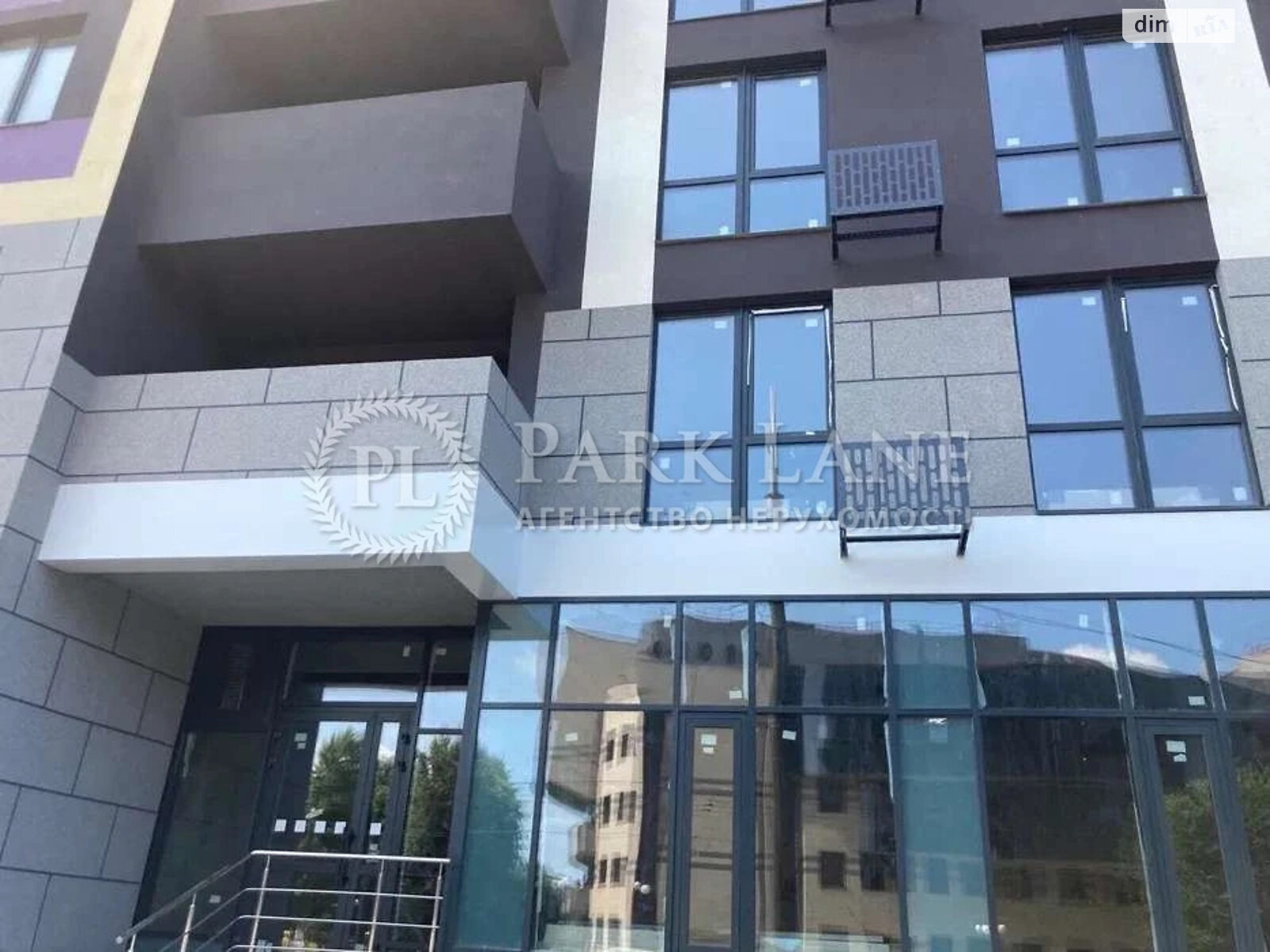 Продаж двокімнатної квартири в Києві, на просп. Повітряних Сил 56, район Солом'янський фото 1 Продаж двокімнатної квартири в Києві, на просп. Повітряних Сил 56, район Солом'янський фото 1