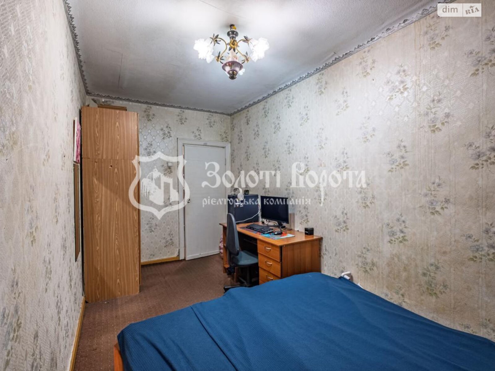 Продажа трехкомнатной квартиры в Киеве, на просп. Воздушных Сил 10, район Соломенский фото 1