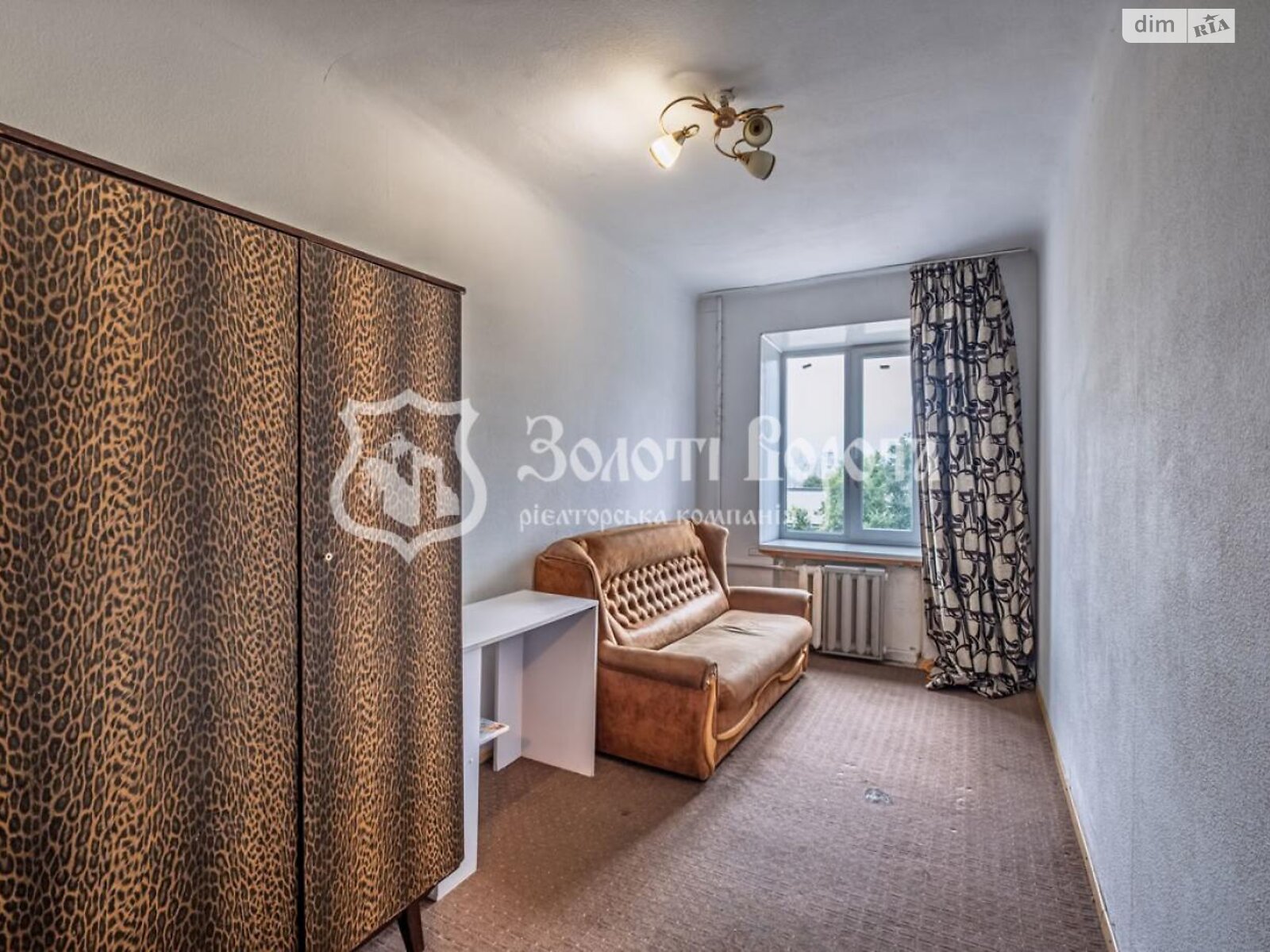 Продажа трехкомнатной квартиры в Киеве, на просп. Воздушных Сил 10, район Соломенский фото 1