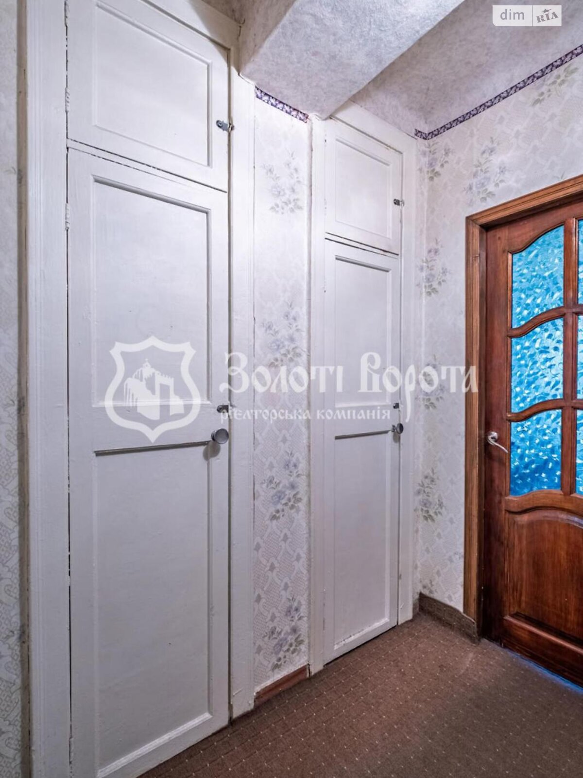 Продажа трехкомнатной квартиры в Киеве, на просп. Воздушных Сил 10, район Соломенский фото 1