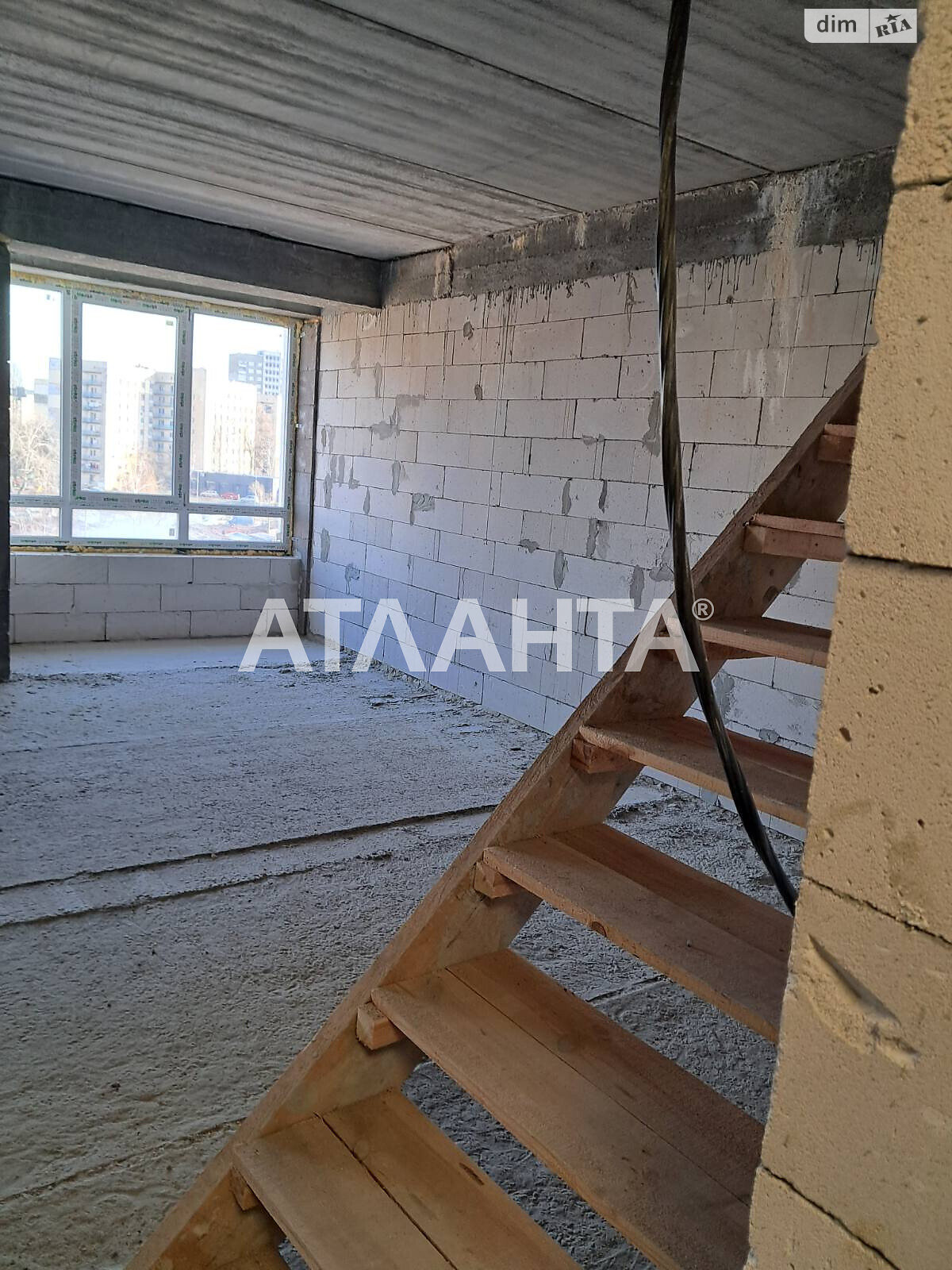 Продаж трикімнатної квартири в Києві, на вул. Івана Білика, район Солом'янський фото 1 Продаж трикімнатної квартири в Києві, на вул. Івана Білика, район Солом'янський фото 1