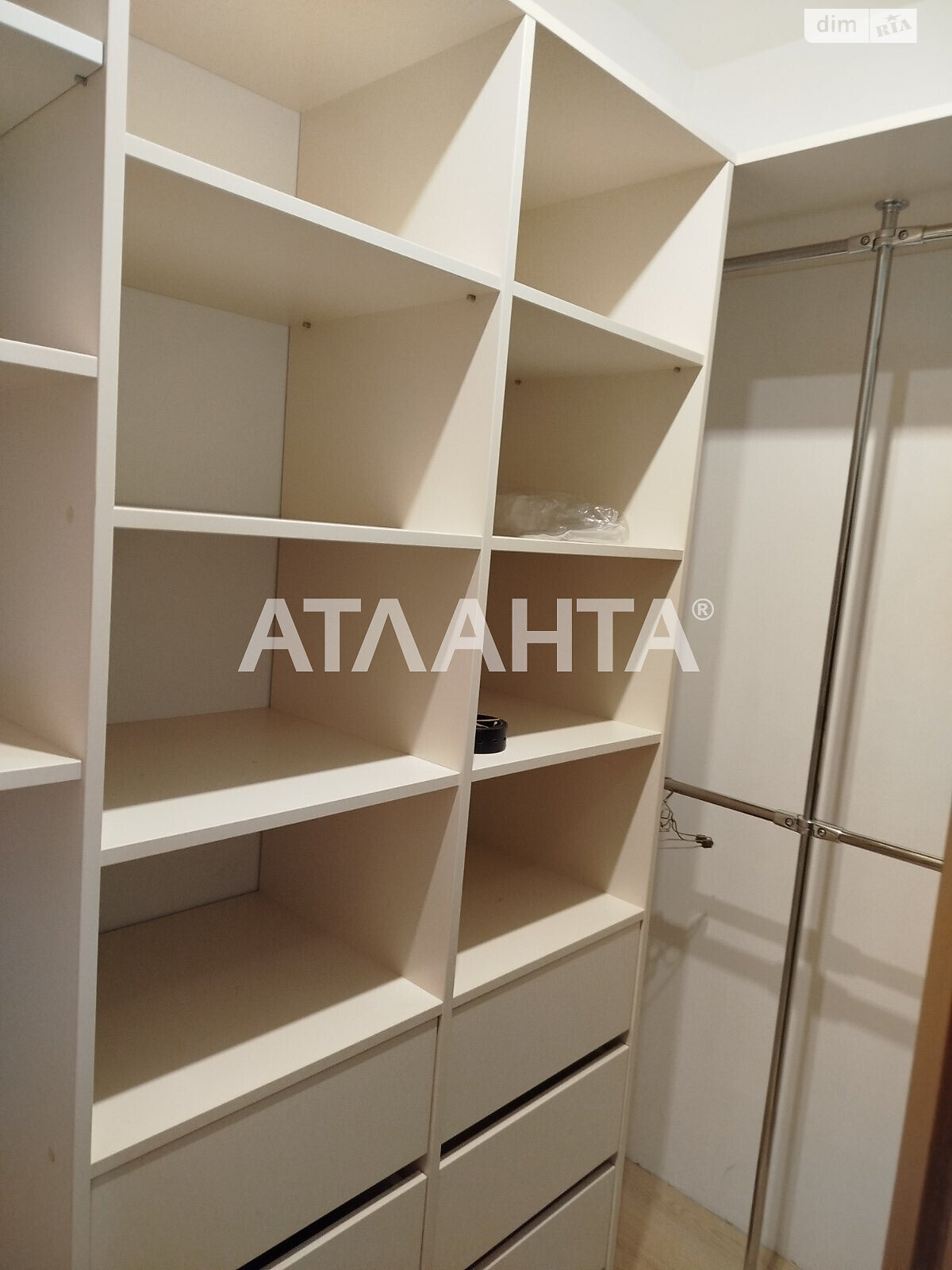Продаж однокімнатної квартири в Києві, на вул. Юнацька, район Солом'янський фото 1 Продаж однокімнатної квартири в Києві, на вул. Юнацька, район Солом'янський фото 1