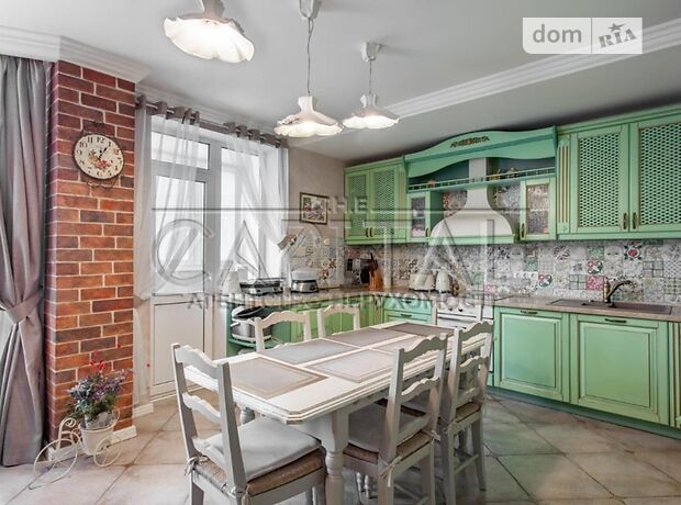 Продажа пятикомнатной квартиры в Киеве, на Липковского 18, район Соломенский фото 1 Продажа пятикомнатной квартиры в Киеве, на Липковского 18, район Соломенский фото 1