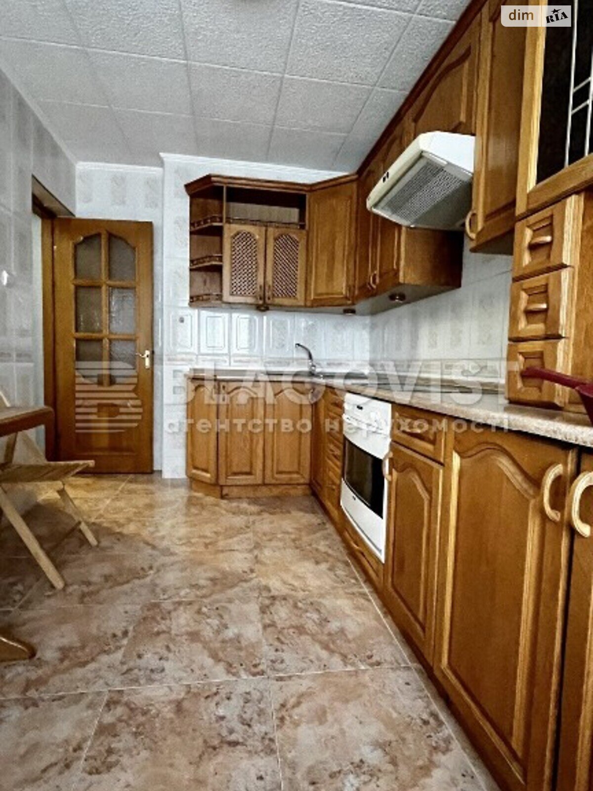 Продажа трехкомнатной квартиры в Киеве, на ул. Бориса Гарина 53, район Соломенский фото 1