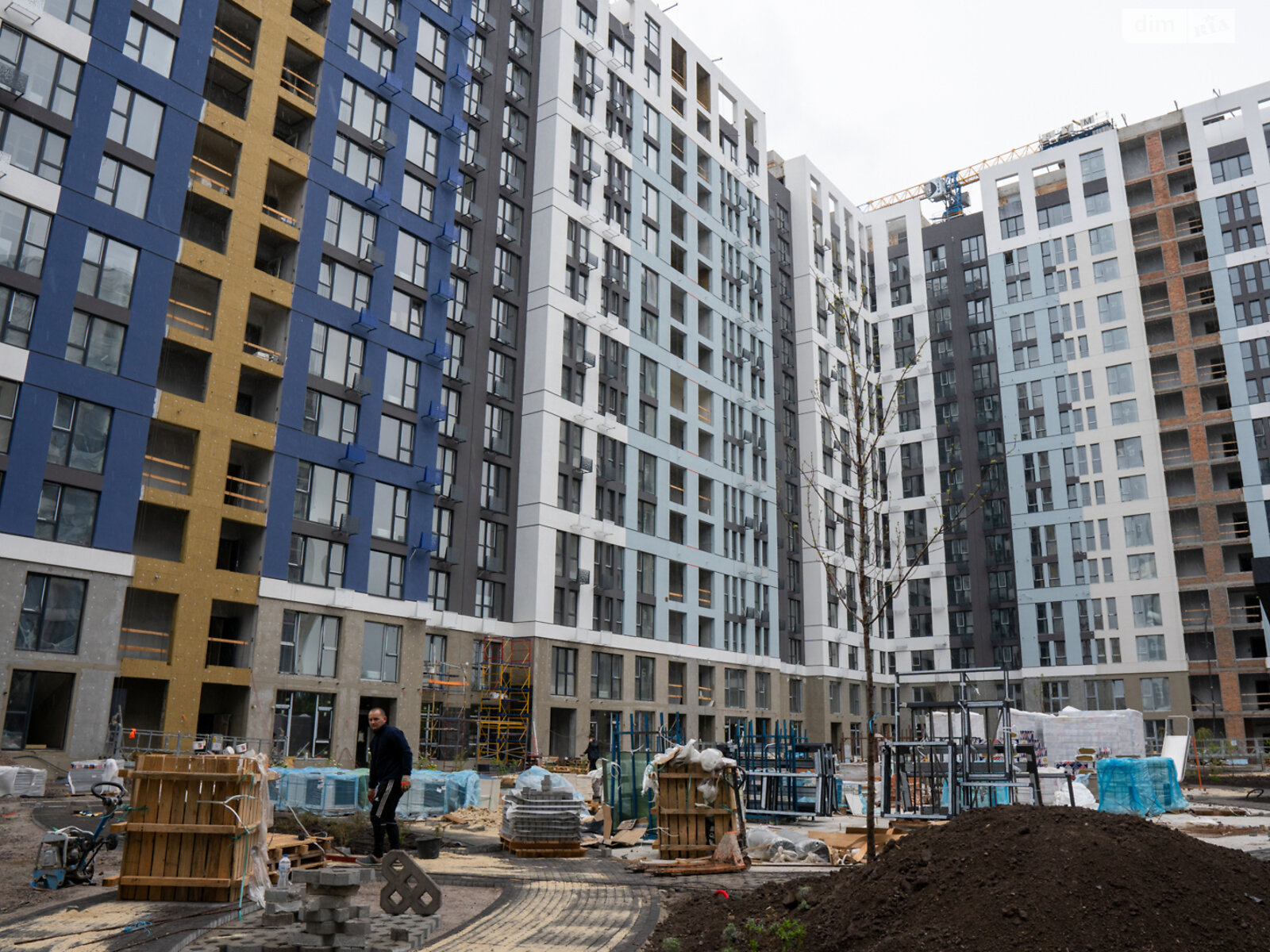 Продажа однокомнатной квартиры в Киеве, на ул. Святослава Храброго 3, фото 1 Продажа однокомнатной квартиры в Киеве, на ул. Святослава Храброго 3, фото 1
