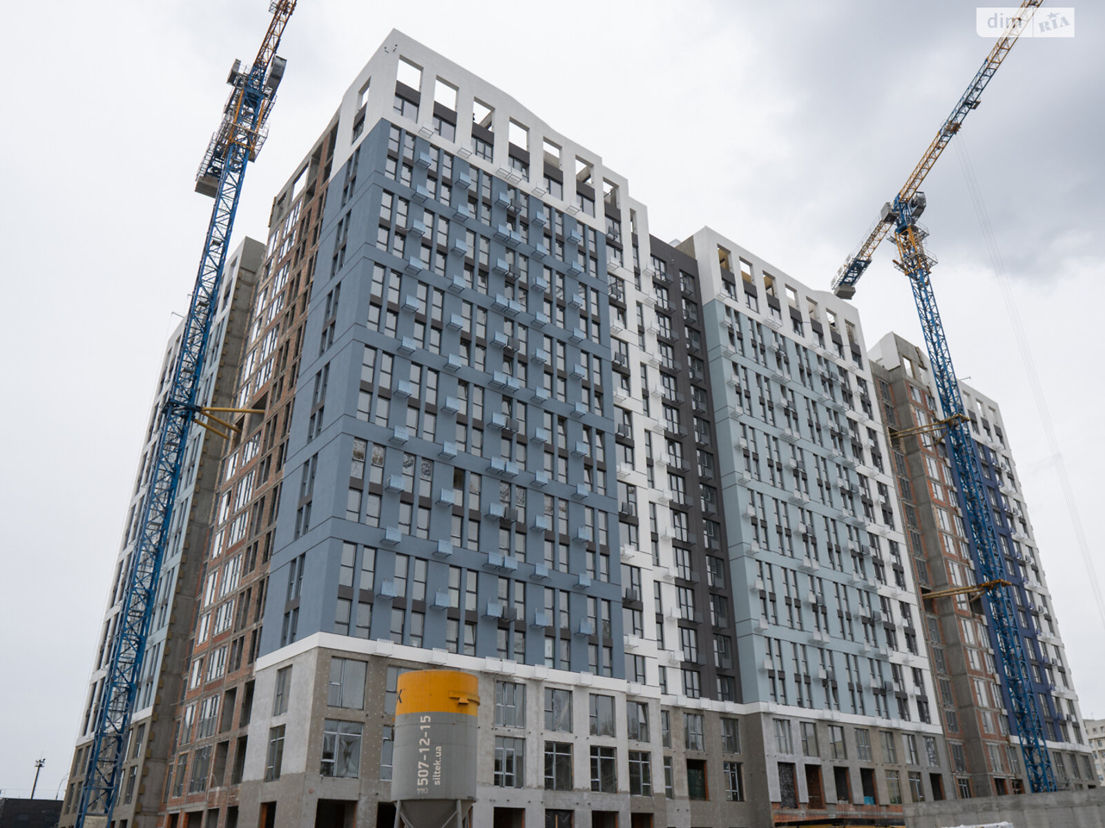 Продажа однокомнатной квартиры в Киеве, на ул. Святослава Храброго 3, фото 1 Продажа однокомнатной квартиры в Киеве, на ул. Святослава Храброго 3, фото 1