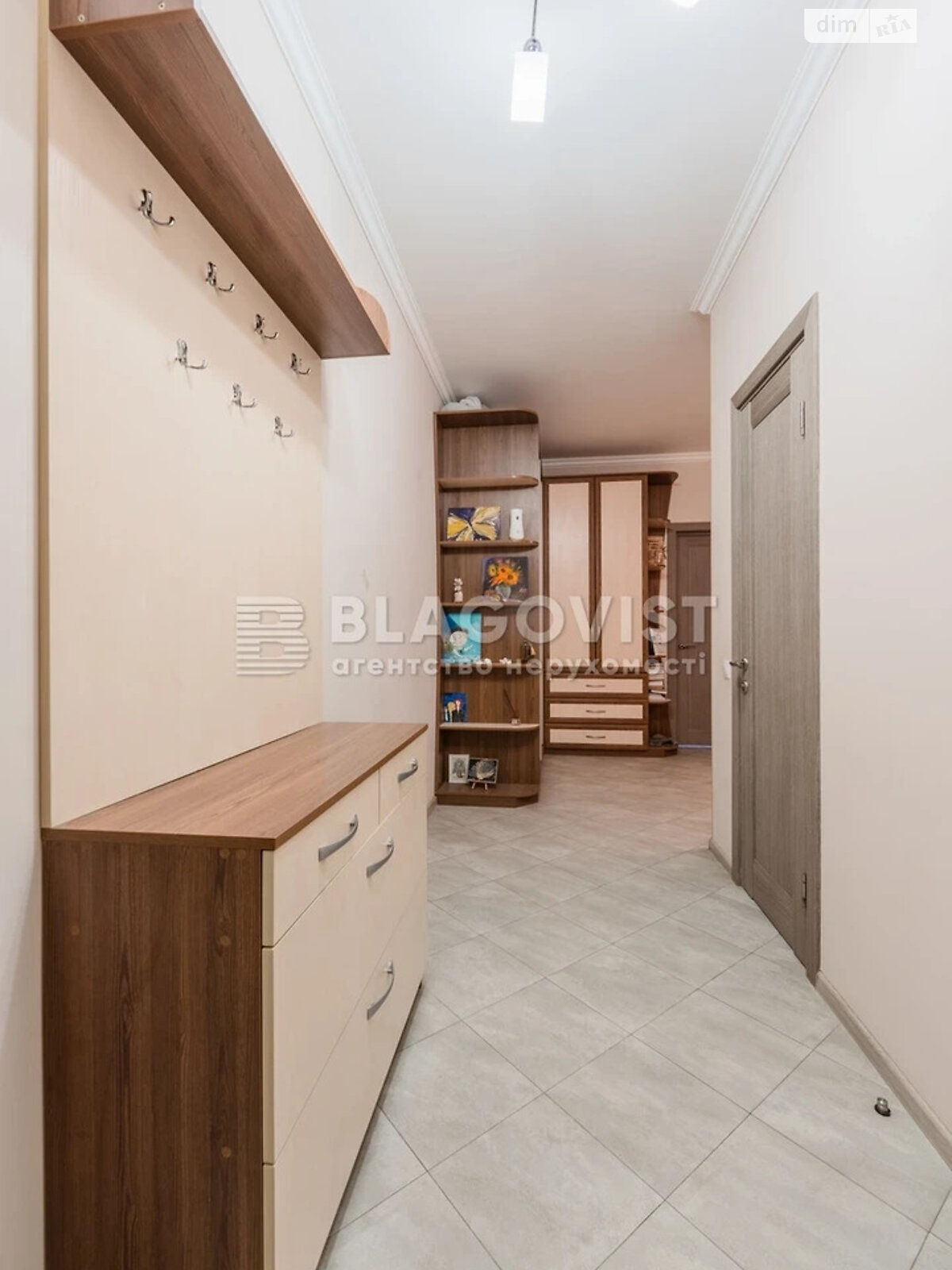 Продажа двухкомнатной квартиры в Киеве, на ул. Богдановская 7А, район Соломянка фото 1 Продажа двухкомнатной квартиры в Киеве, на ул. Богдановская 7А, район Соломянка фото 1