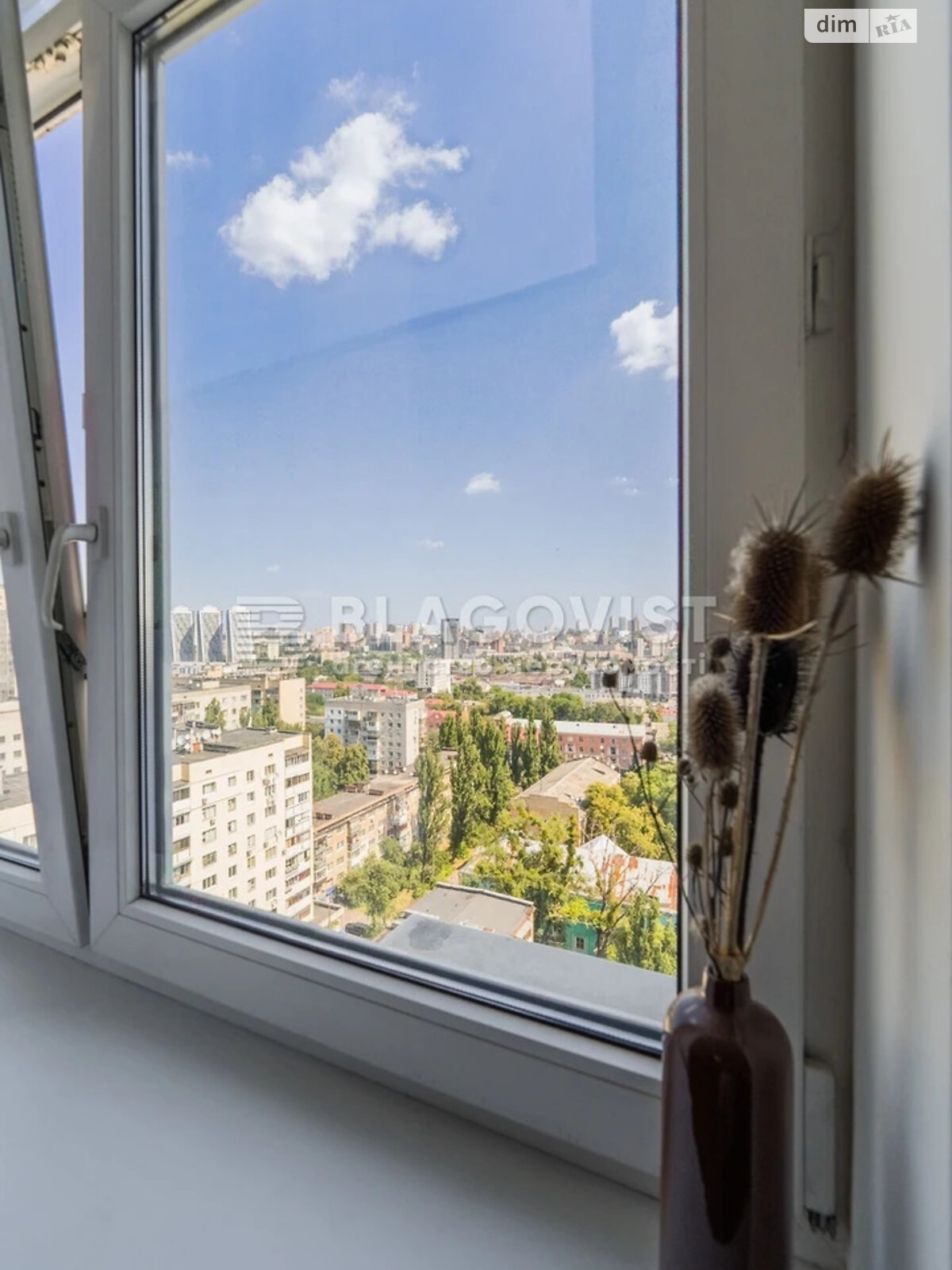 Продажа двухкомнатной квартиры в Киеве, на ул. Богдановская 7А, район Соломянка фото 1 Продажа двухкомнатной квартиры в Киеве, на ул. Богдановская 7А, район Соломянка фото 1