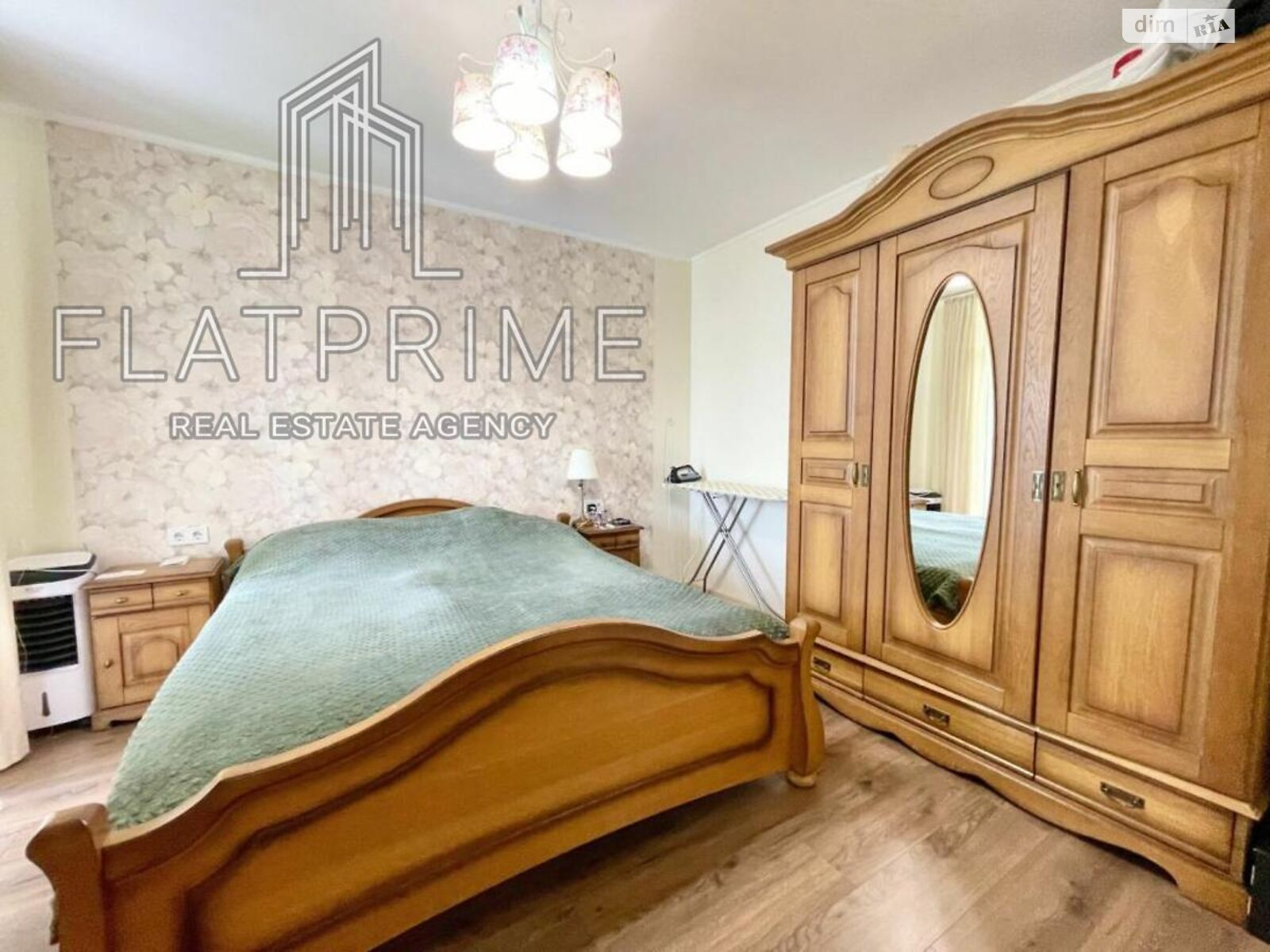 Продажа однокомнатной квартиры в Киеве, на ул. Богдановская 7Г, район Соломянка фото 1 Продажа однокомнатной квартиры в Киеве, на ул. Богдановская 7Г, район Соломянка фото 1