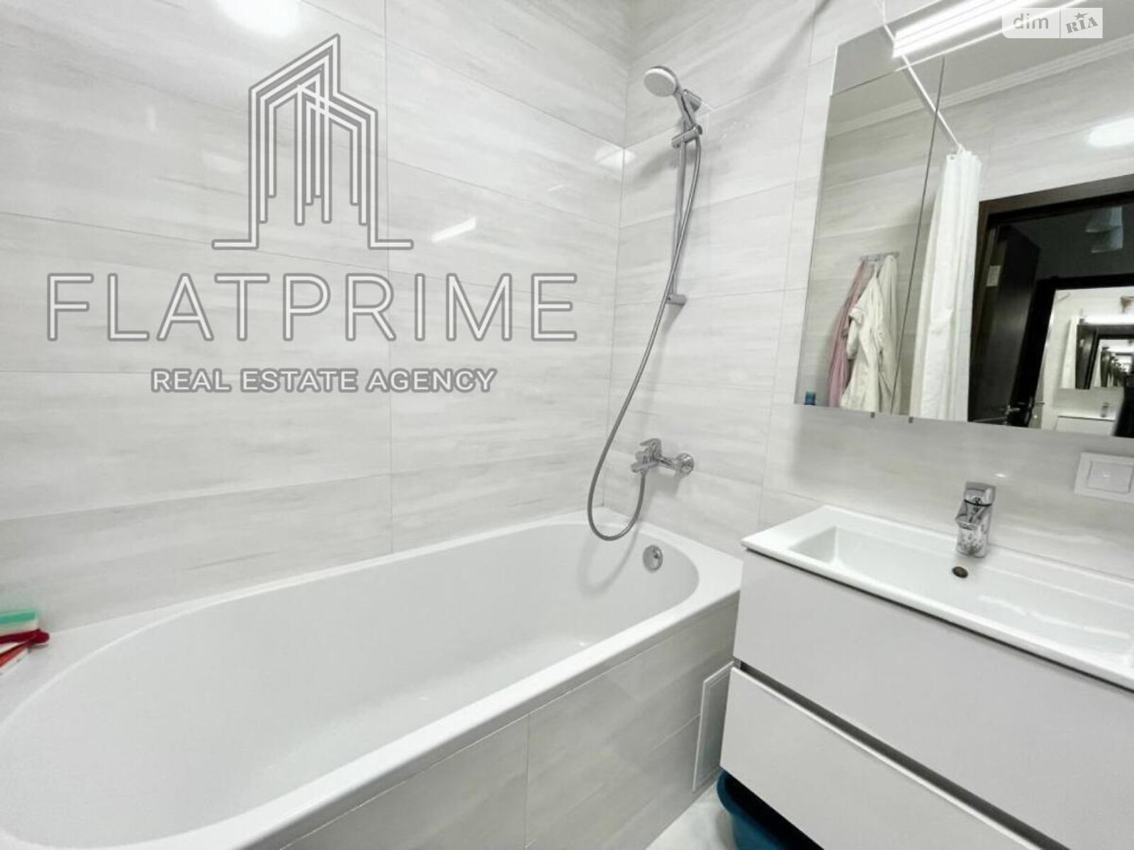 Продажа однокомнатной квартиры в Киеве, на ул. Богдановская 7Г, район Соломянка фото 1 Продажа однокомнатной квартиры в Киеве, на ул. Богдановская 7Г, район Соломянка фото 1