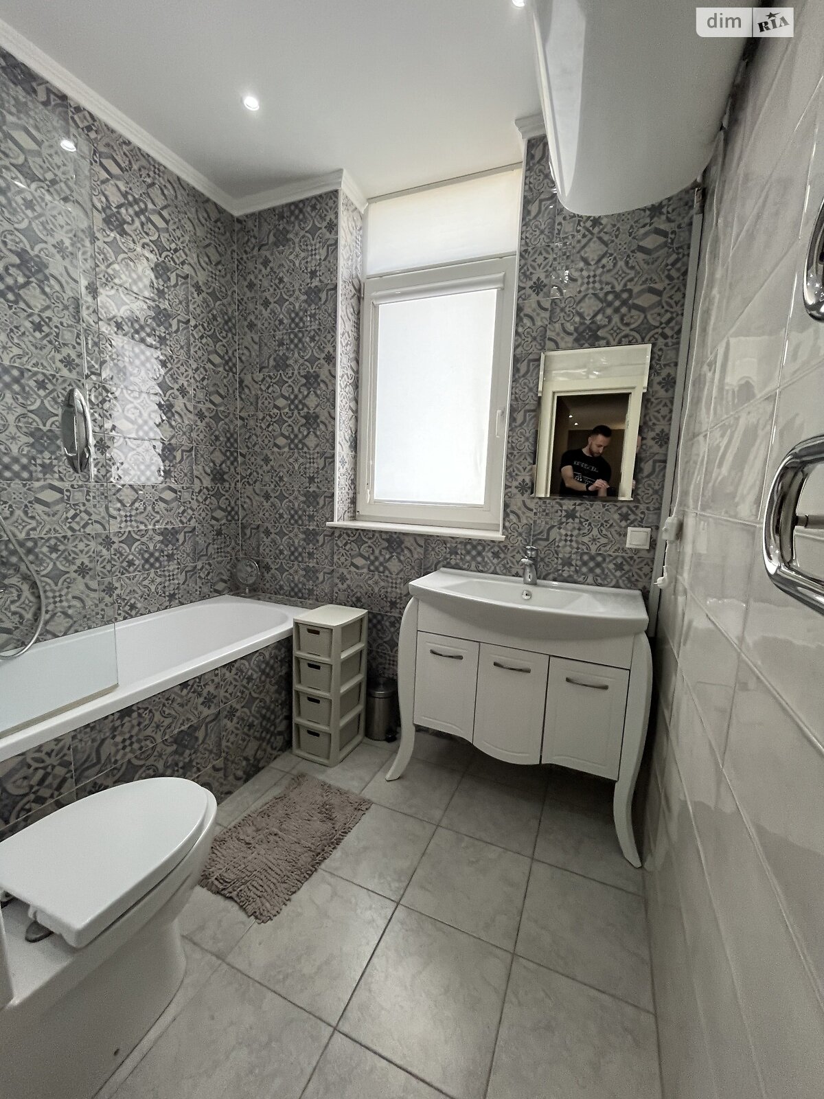 Продаж двокімнатної квартири в Києві, на вул. Богданівська 7А, район Солом'янка фото 1 Продаж двокімнатної квартири в Києві, на вул. Богданівська 7А, район Солом'янка фото 1