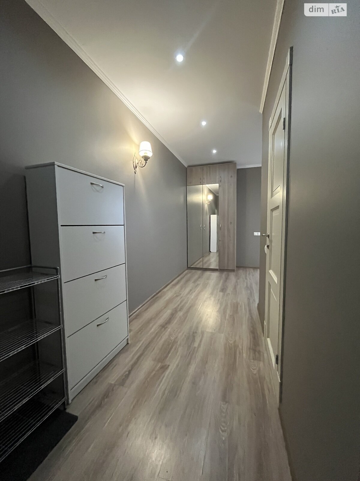 Продаж двокімнатної квартири в Києві, на вул. Богданівська 7А, район Солом'янка фото 1 Продаж двокімнатної квартири в Києві, на вул. Богданівська 7А, район Солом'янка фото 1