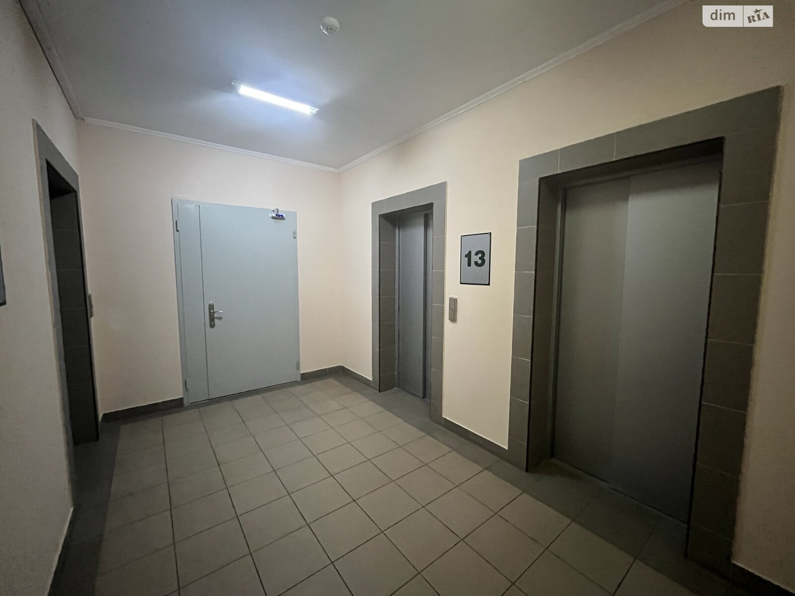 Продаж двокімнатної квартири в Києві, на вул. Богданівська 7А, район Солом'янка фото 1 Продаж двокімнатної квартири в Києві, на вул. Богданівська 7А, район Солом'янка фото 1