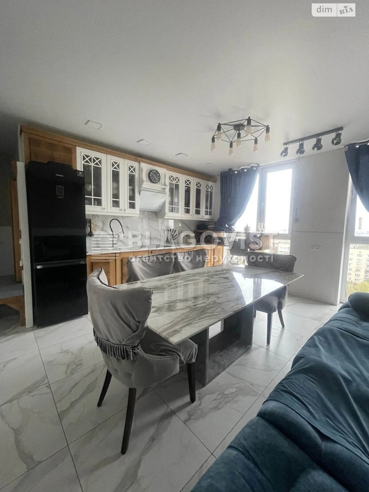 Продаж трикімнатної квартири в Києві, на вул. Богданівська 7В, район Солом'янка фото 1 Продаж трикімнатної квартири в Києві, на вул. Богданівська 7В, район Солом'янка фото 1