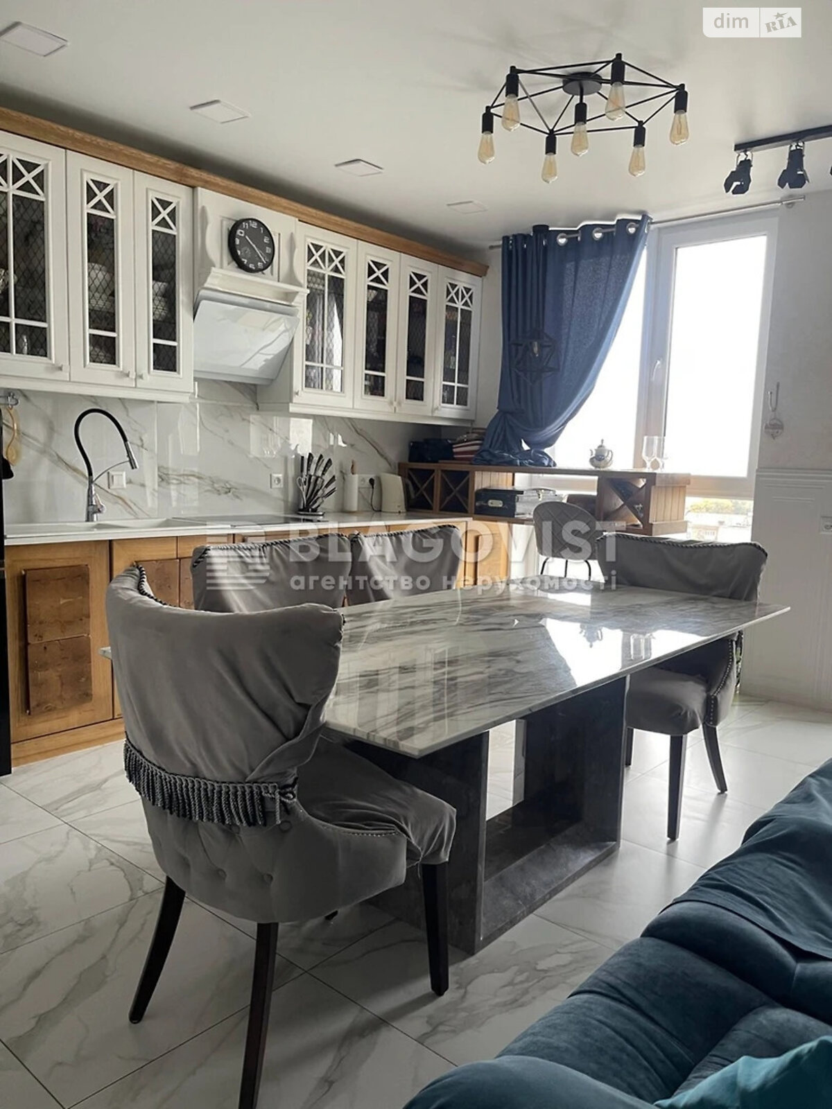 Продаж трикімнатної квартири в Києві, на вул. Богданівська 7В, район Солом'янка фото 1 Продаж трикімнатної квартири в Києві, на вул. Богданівська 7В, район Солом'янка фото 1