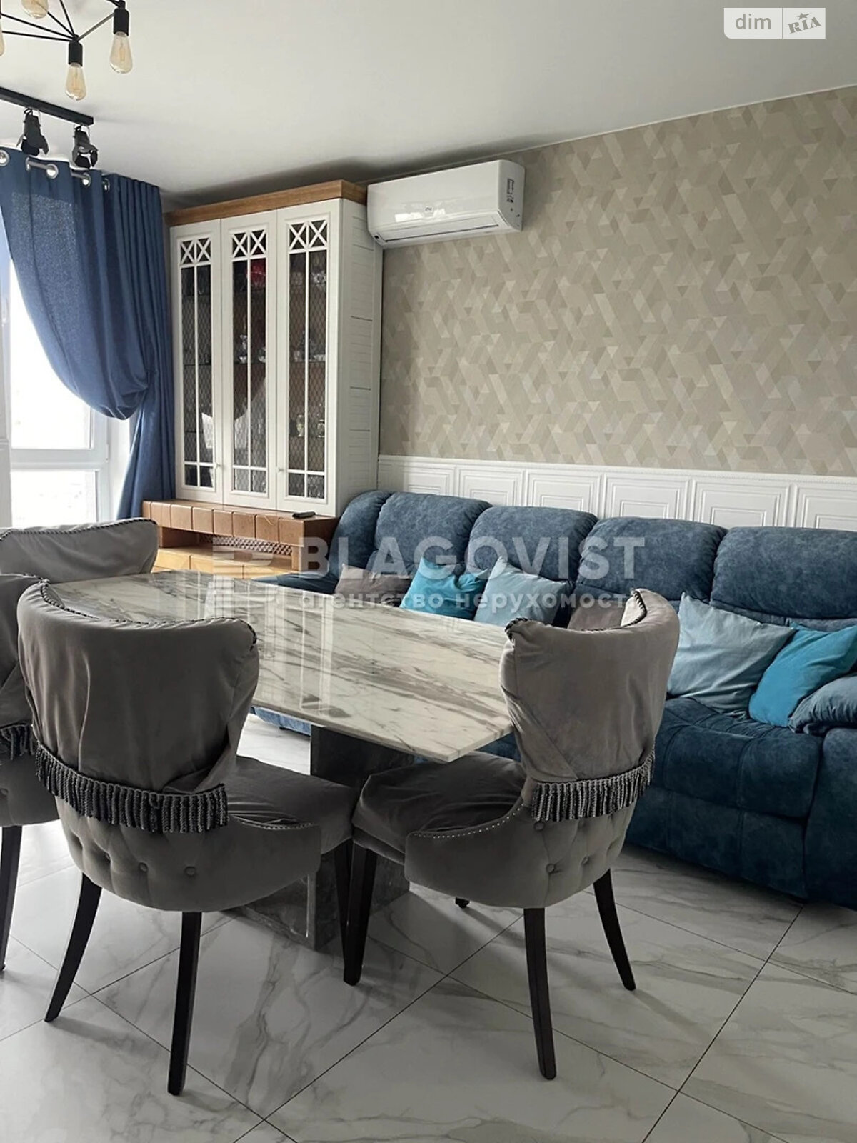 Продаж трикімнатної квартири в Києві, на вул. Богданівська 7В, район Солом'янка фото 1 Продаж трикімнатної квартири в Києві, на вул. Богданівська 7В, район Солом'янка фото 1