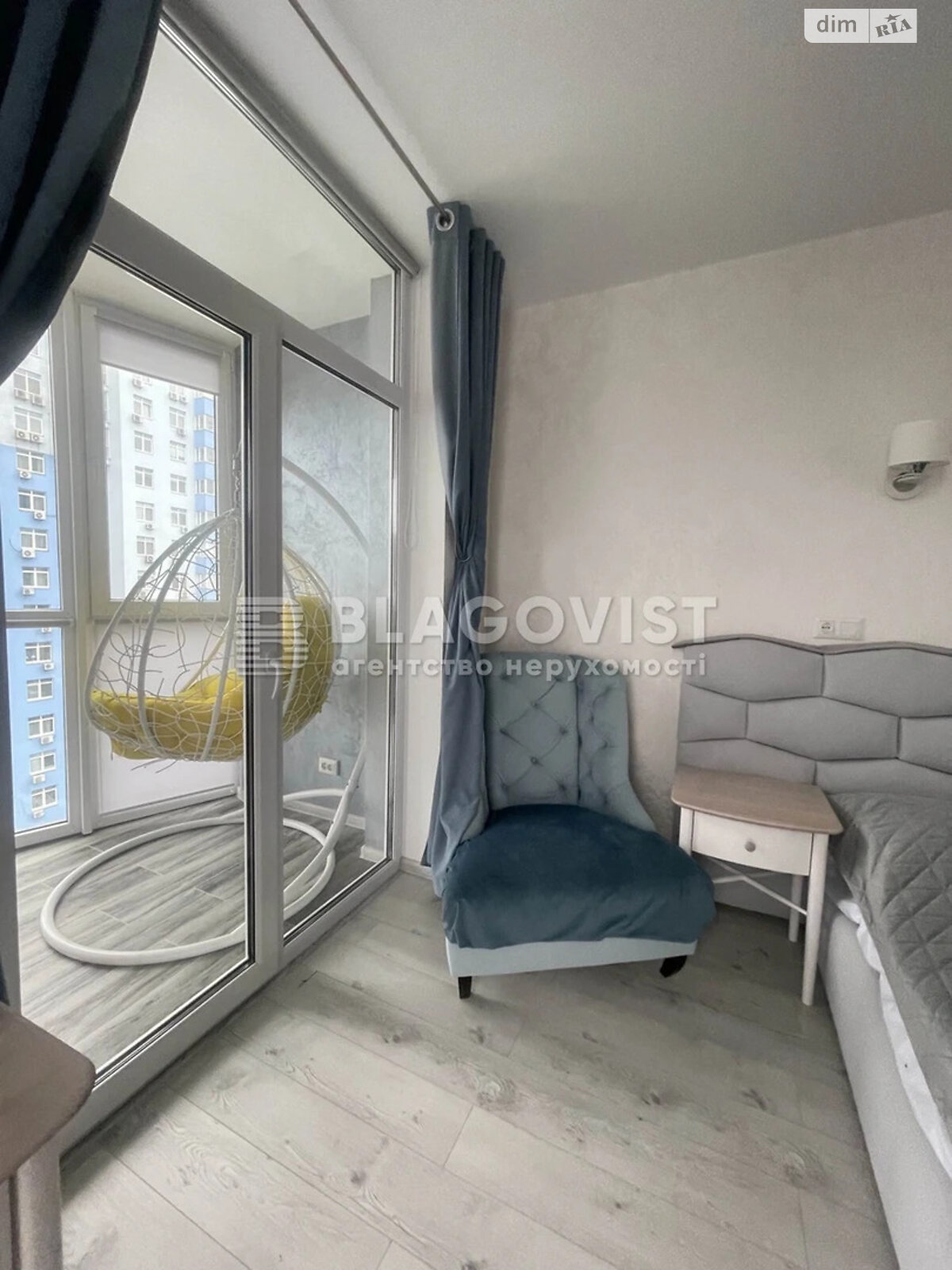 Продаж трикімнатної квартири в Києві, на вул. Богданівська 7В, район Солом'янка фото 1 Продаж трикімнатної квартири в Києві, на вул. Богданівська 7В, район Солом'янка фото 1