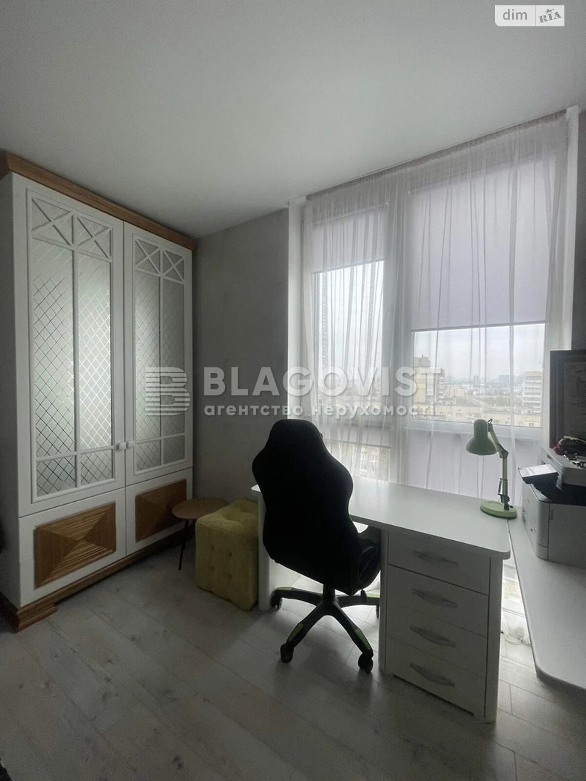 Продаж трикімнатної квартири в Києві, на вул. Богданівська 7В, район Солом'янка фото 1 Продаж трикімнатної квартири в Києві, на вул. Богданівська 7В, район Солом'янка фото 1