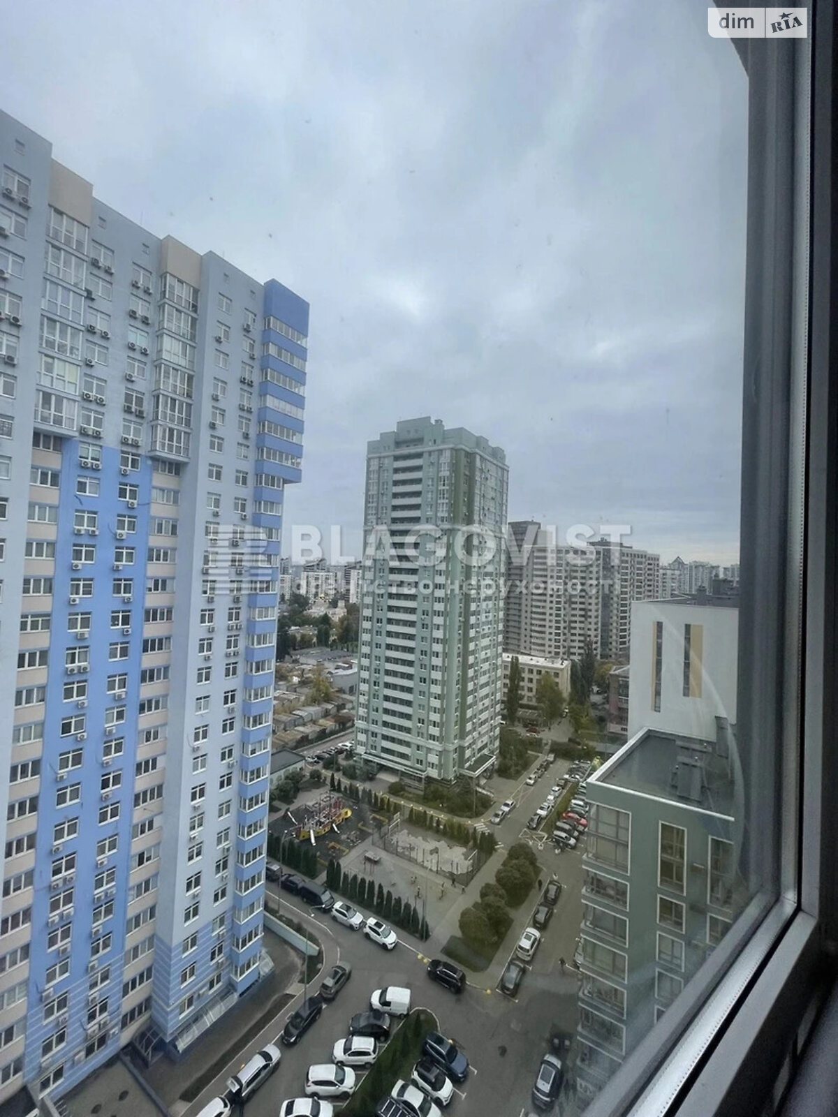 Продаж трикімнатної квартири в Києві, на вул. Богданівська 7В, район Солом'янка фото 1 Продаж трикімнатної квартири в Києві, на вул. Богданівська 7В, район Солом'янка фото 1