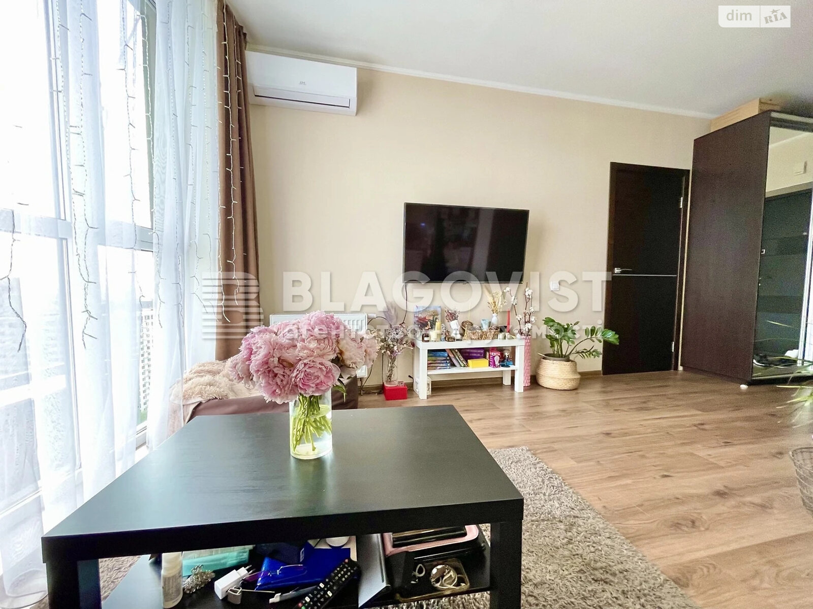 Продаж однокімнатної квартири в Києві, на вул. Богданівська 7Г, район Солом'янка фото 1 Продаж однокімнатної квартири в Києві, на вул. Богданівська 7Г, район Солом'янка фото 1